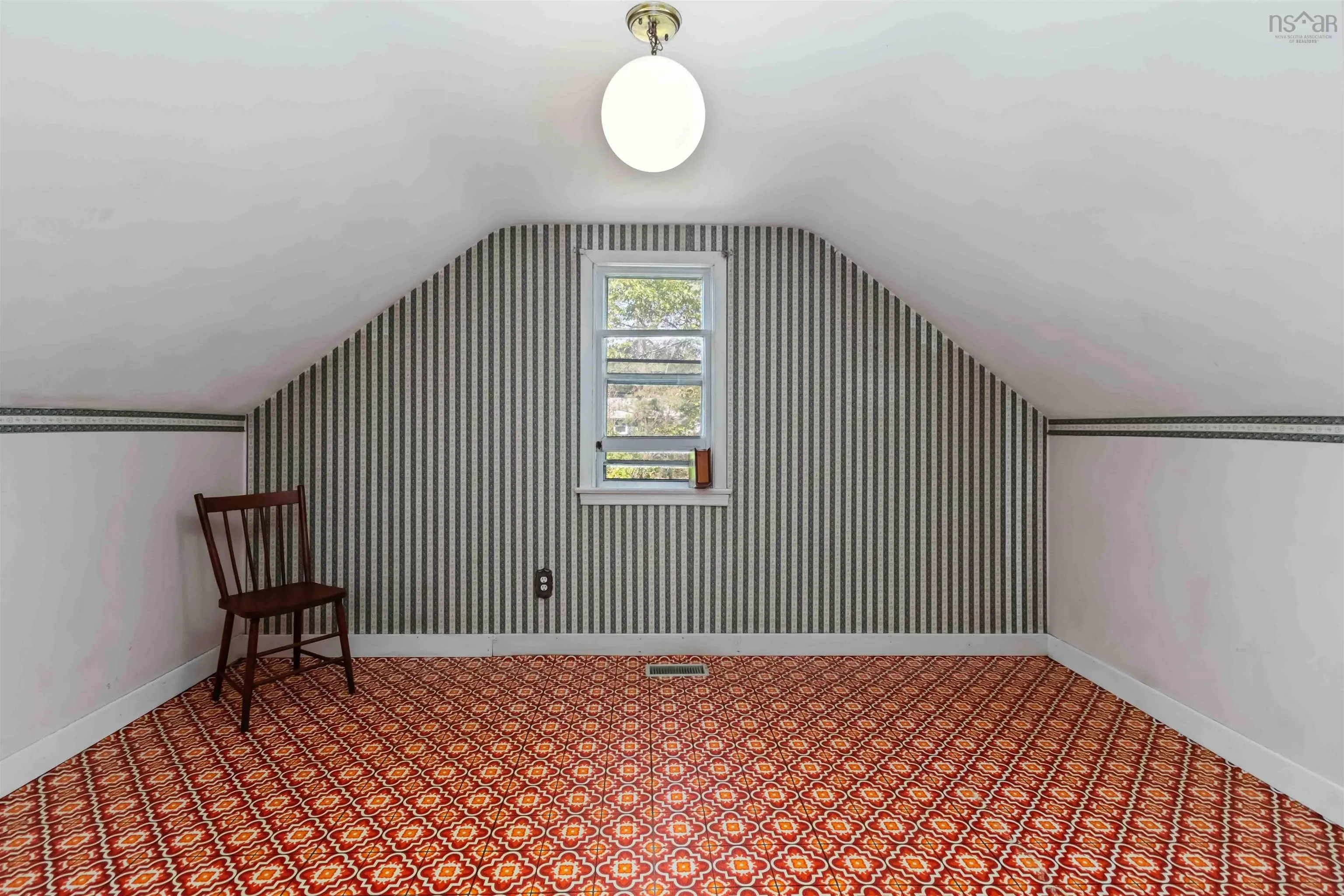 182 Caledonia Road, Dartmouth, NS B2X 1L4, 3 Bedrooms Bedrooms, ,2 BathroomsBathrooms,Residential,For Sale,Caledonia,202520544