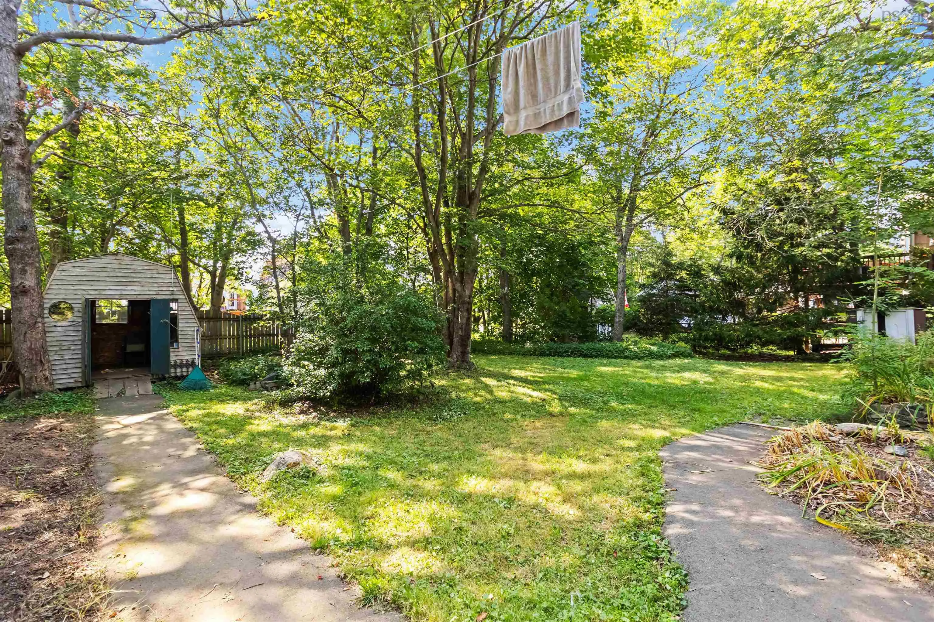 182 Caledonia Road, Dartmouth, NS B2X 1L4, 3 Bedrooms Bedrooms, ,2 BathroomsBathrooms,Residential,For Sale,Caledonia,202520544