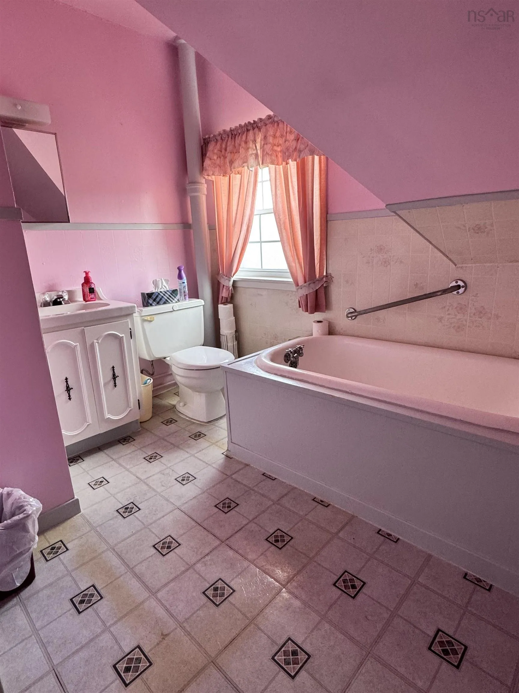 31 Fraser Street, Glace Bay, NS B1A 2Z5, 3 Bedrooms Bedrooms, ,1 BathroomBathrooms,Residential,For Sale,Fraser,202525652