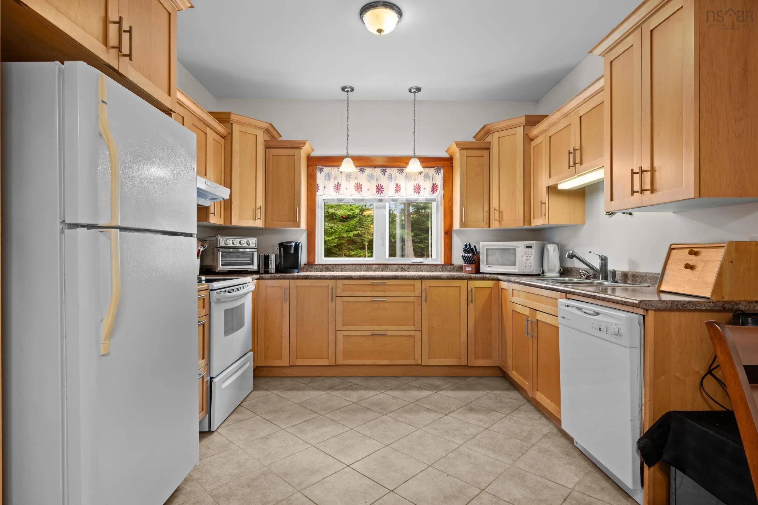 532 Oakland Road, Indian Point, NS B0J 2E0, 4 Bedrooms Bedrooms, ,4 BathroomsBathrooms,Residential,For Sale,Oakland,202518650