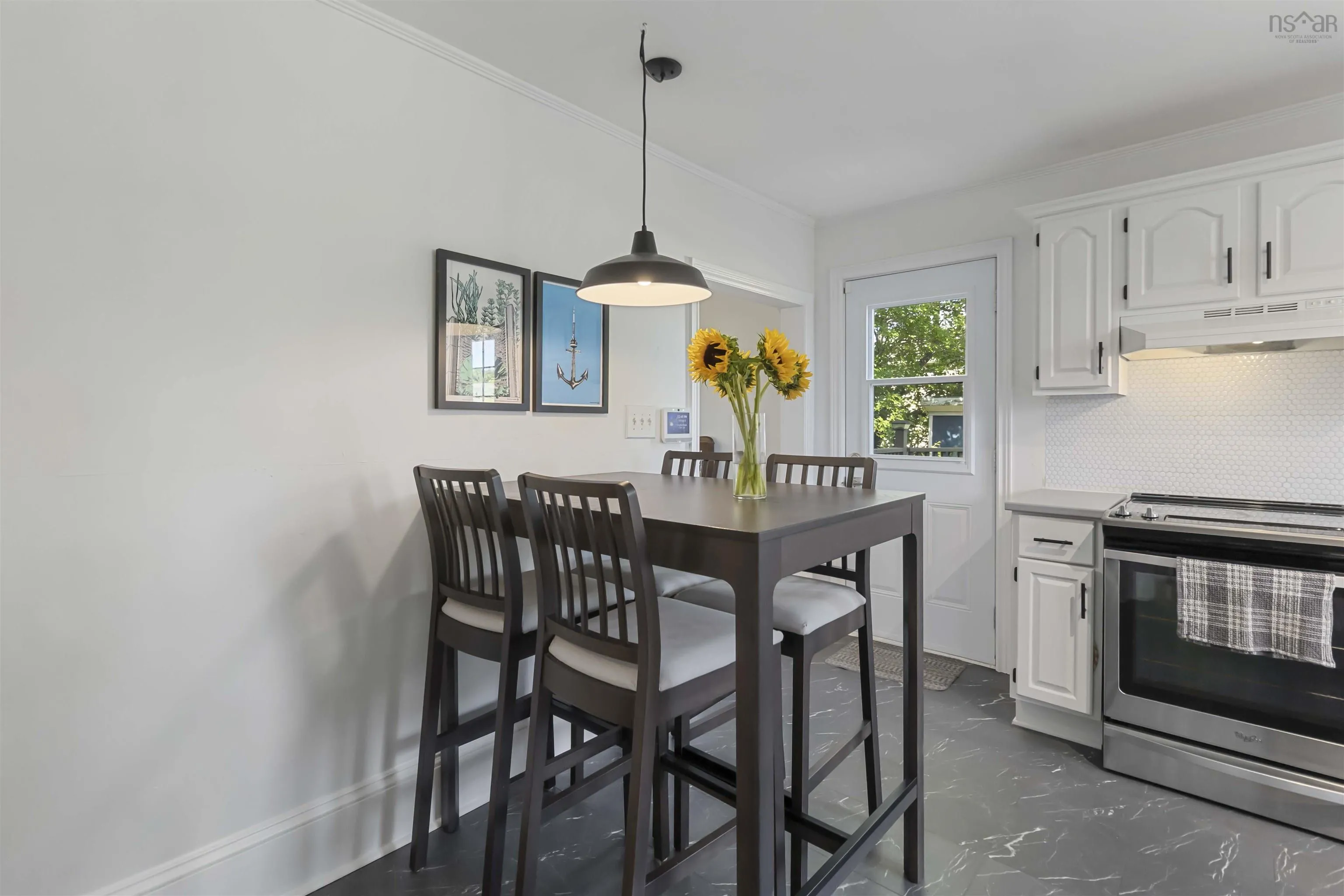 8 Power Street, Dartmouth, NS B2W 1M2, 3 Bedrooms Bedrooms, ,2 BathroomsBathrooms,Residential,For Sale,Power,202518915