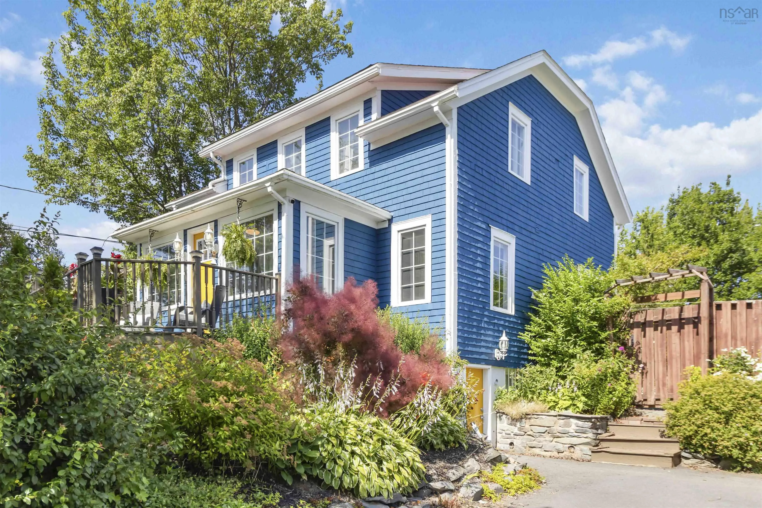 8 Power Street, Dartmouth, NS B2W 1M2, 3 Bedrooms Bedrooms, ,2 BathroomsBathrooms,Residential,For Sale,Power,202518915
