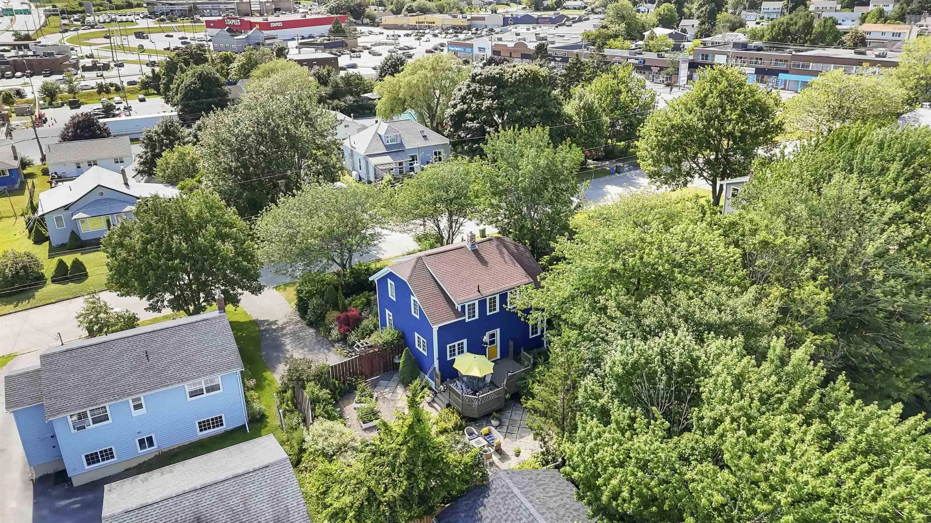 8 Power Street, Dartmouth, NS B2W 1M2, 3 Bedrooms Bedrooms, ,2 BathroomsBathrooms,Residential,For Sale,Power,202518915