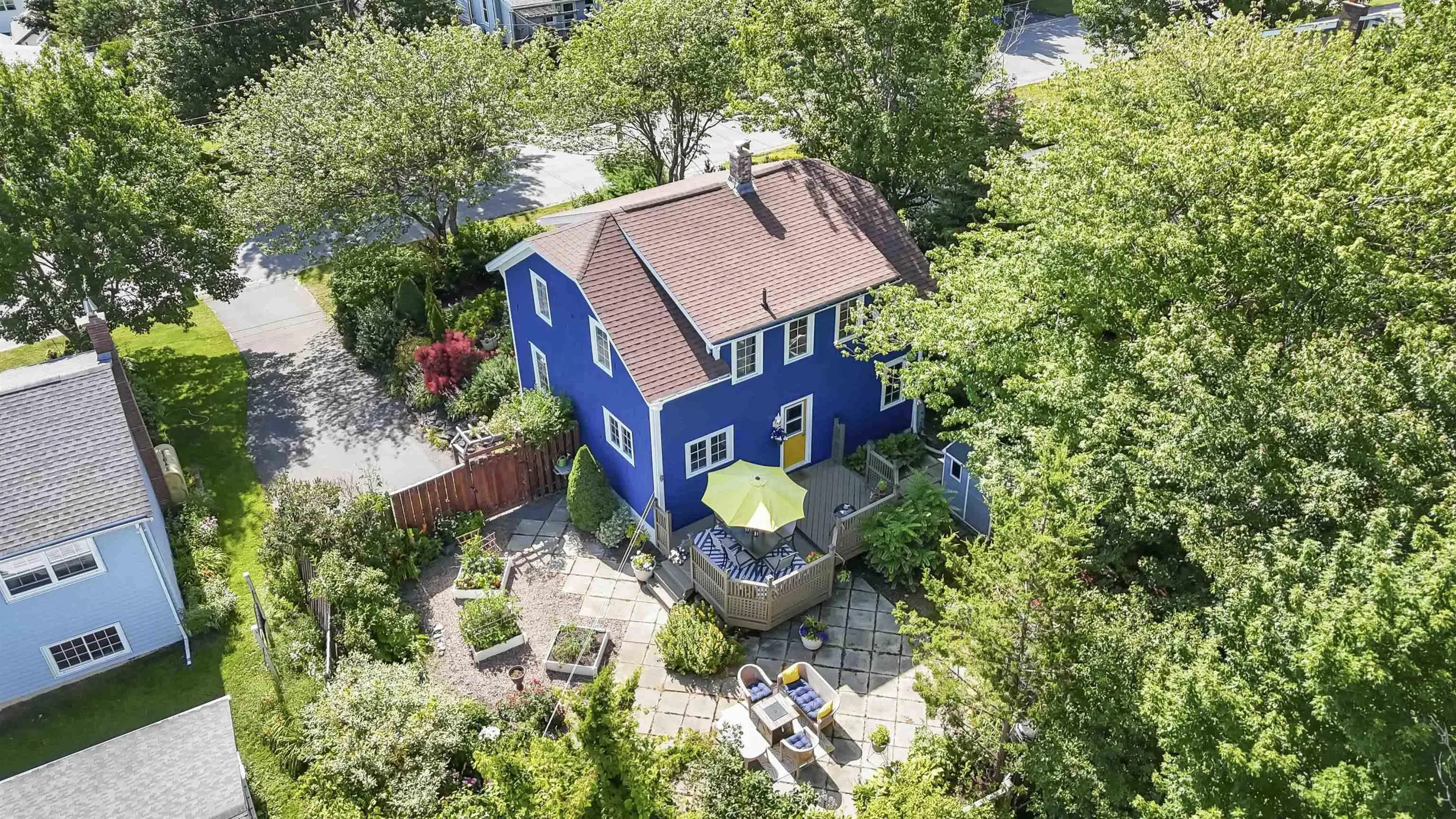 8 Power Street, Dartmouth, NS B2W 1M2, 3 Bedrooms Bedrooms, ,2 BathroomsBathrooms,Residential,For Sale,Power,202518915