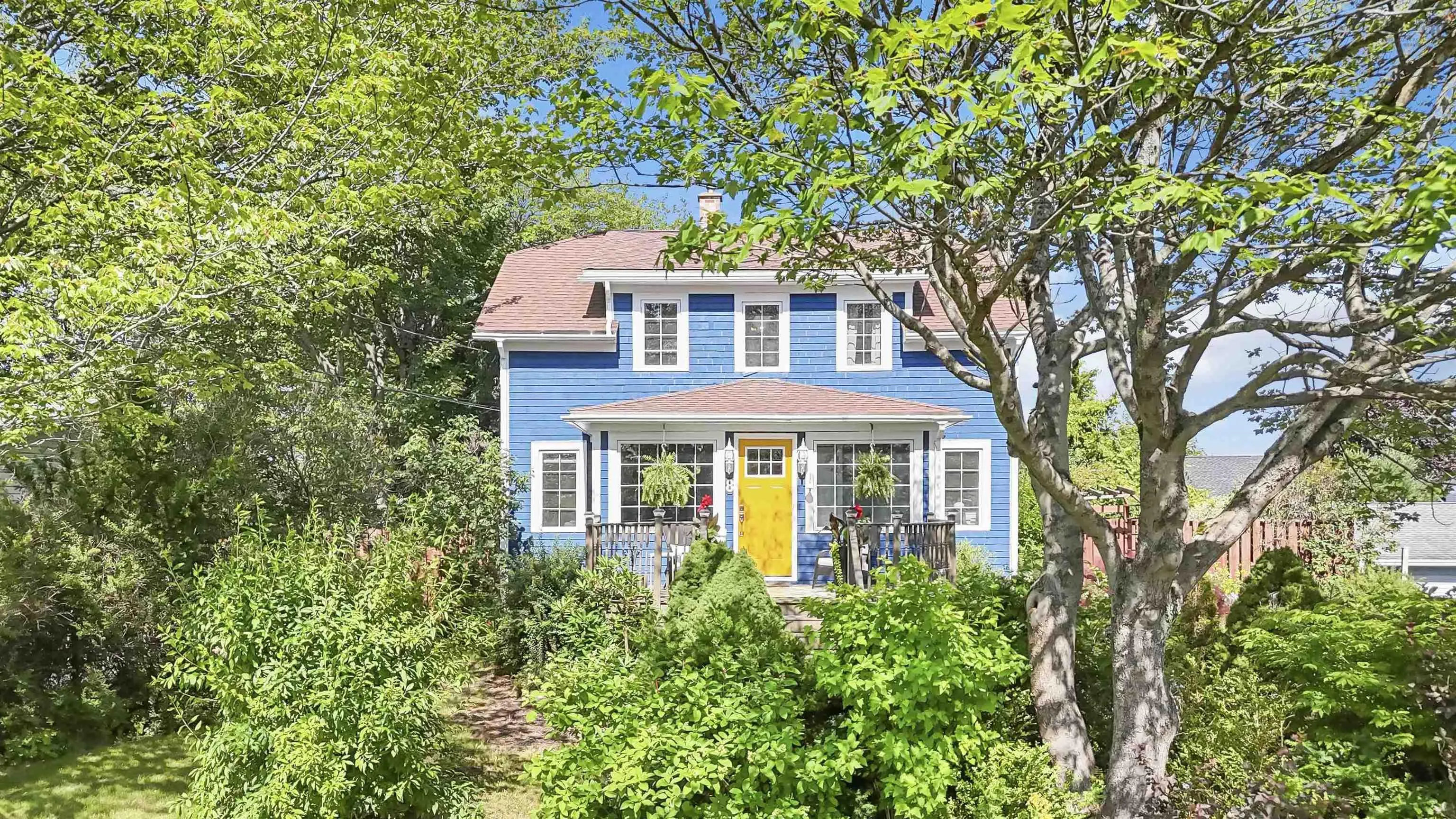 8 Power Street, Dartmouth, NS B2W 1M2, 3 Bedrooms Bedrooms, ,2 BathroomsBathrooms,Residential,For Sale,Power,202518915