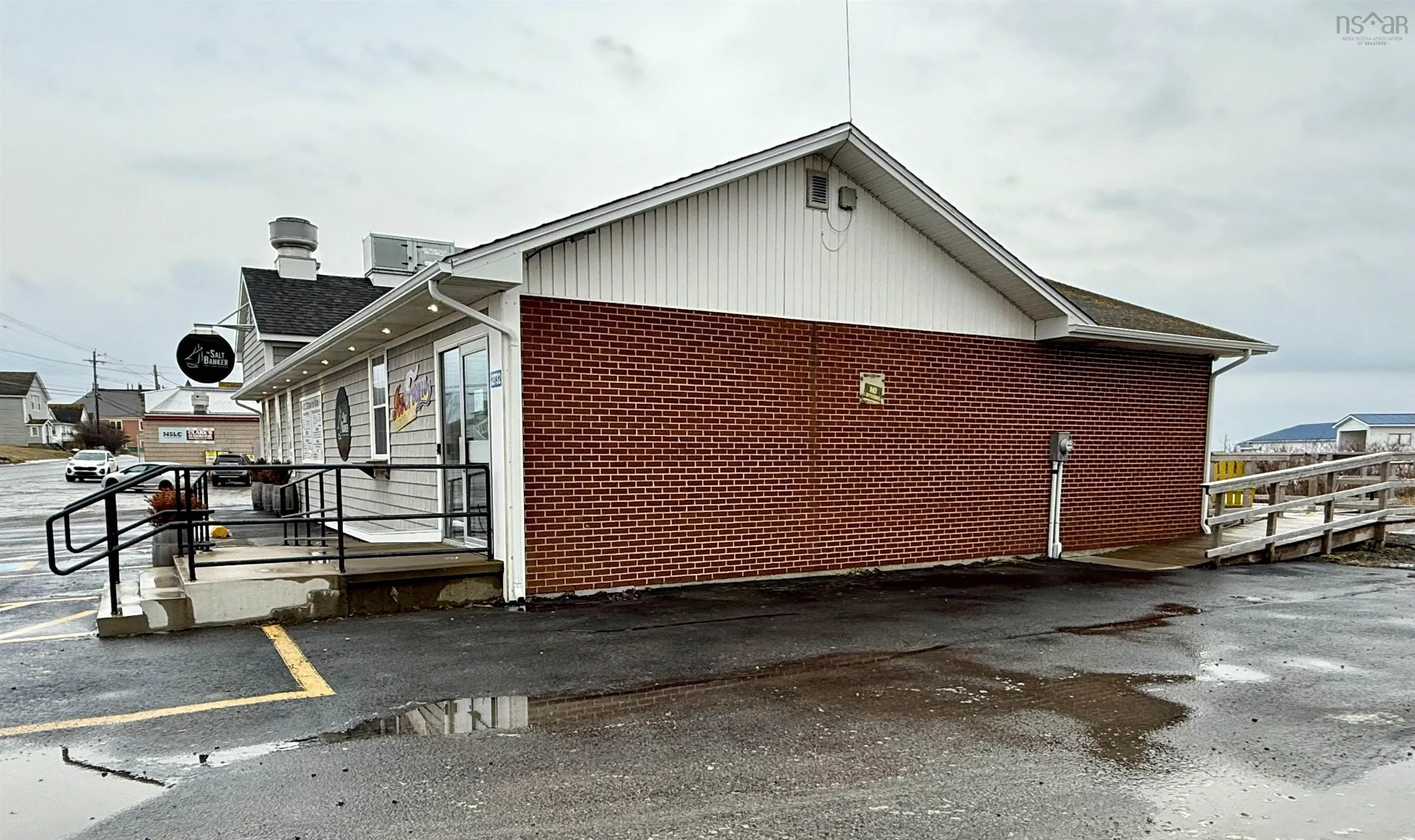 2732 Main Street, Clark's Harbour Ns B0w 1p0, ,Commercial Sale,For Sale,Main,202502052