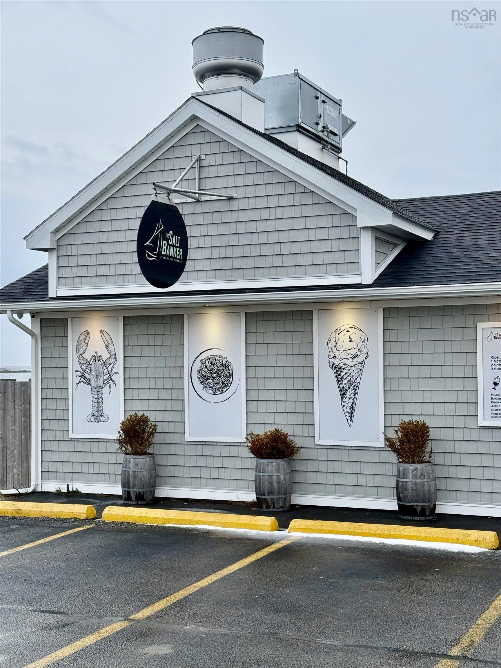 2732 Main Street, Clark's Harbour Ns B0w 1p0, ,Commercial Sale,For Sale,Main,202502052
