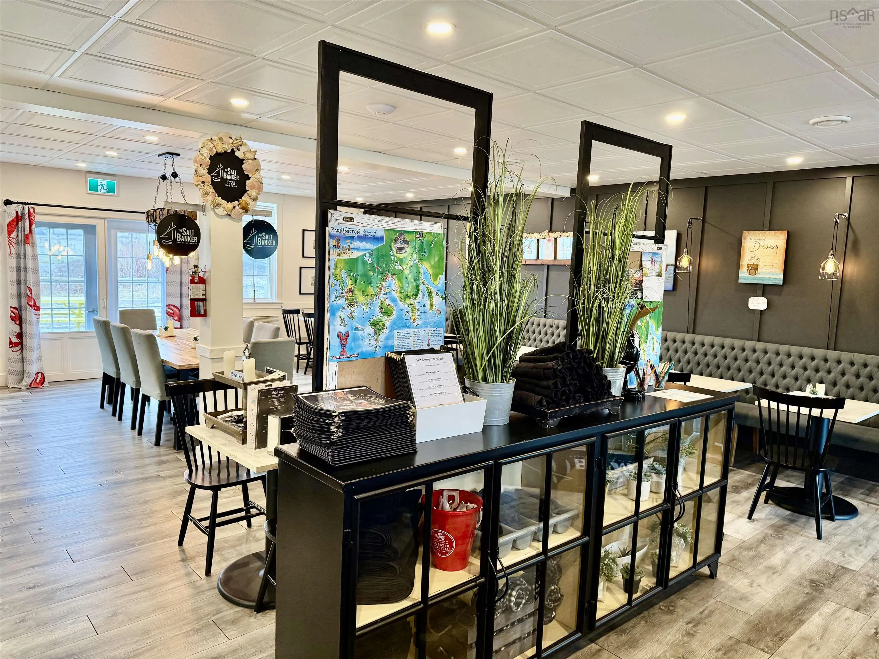 2732 Main Street, Clark's Harbour Ns B0w 1p0, ,Commercial Sale,For Sale,Main,202502052