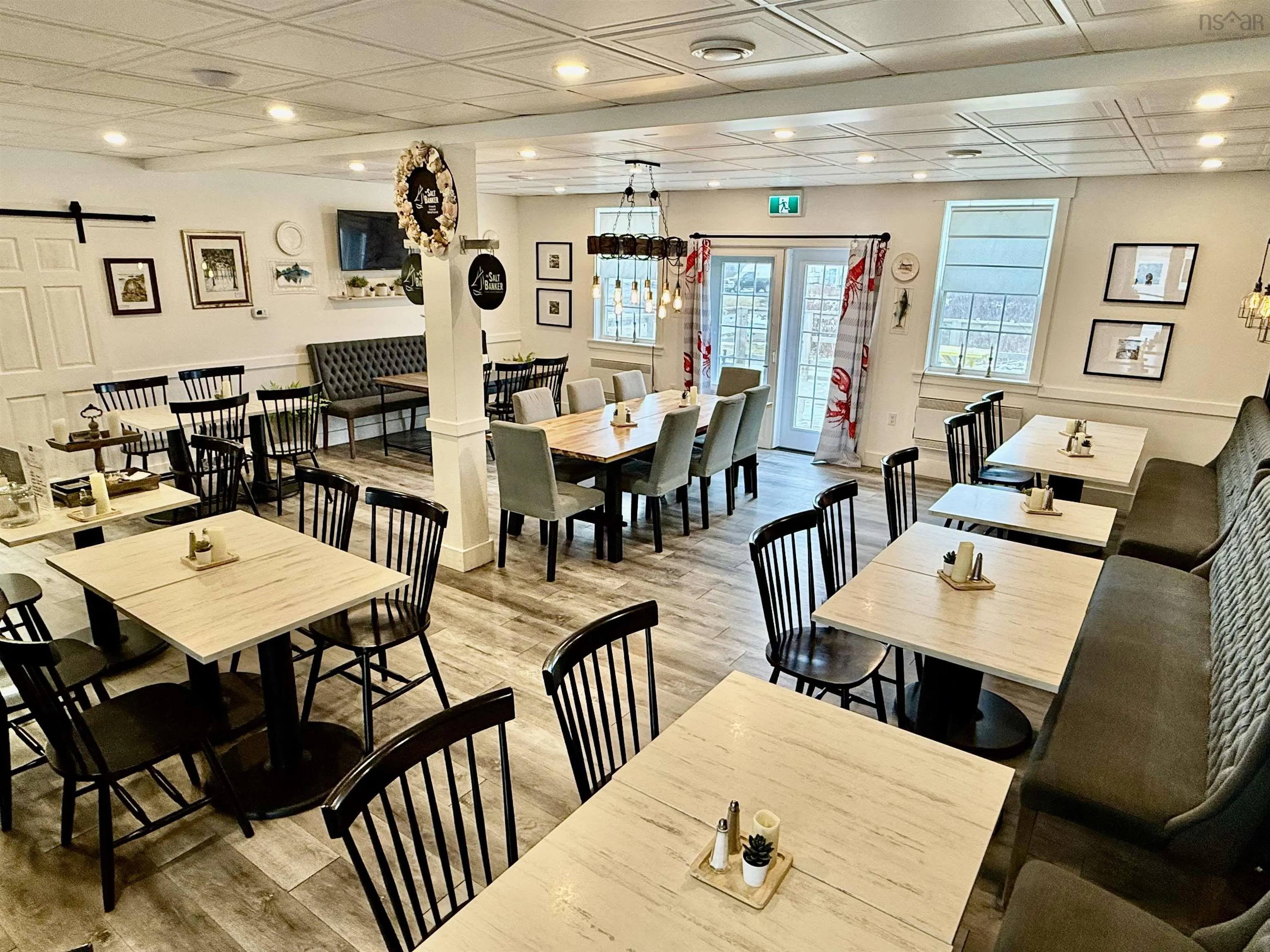 2732 Main Street, Clark's Harbour Ns B0w 1p0, ,Commercial Sale,For Sale,Main,202502052