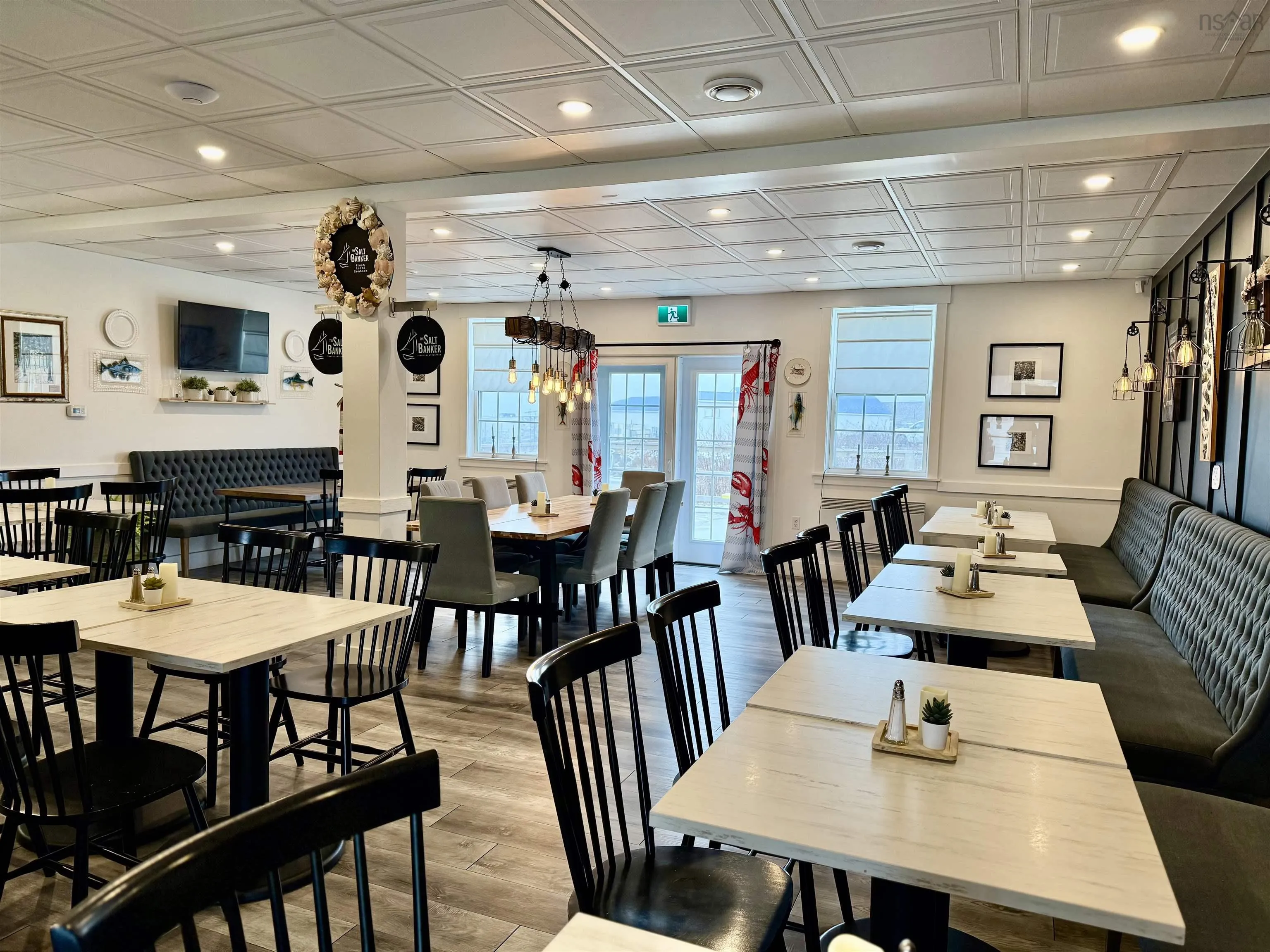 2732 Main Street, Clark's Harbour Ns B0w 1p0, ,Commercial Sale,For Sale,Main,202502052