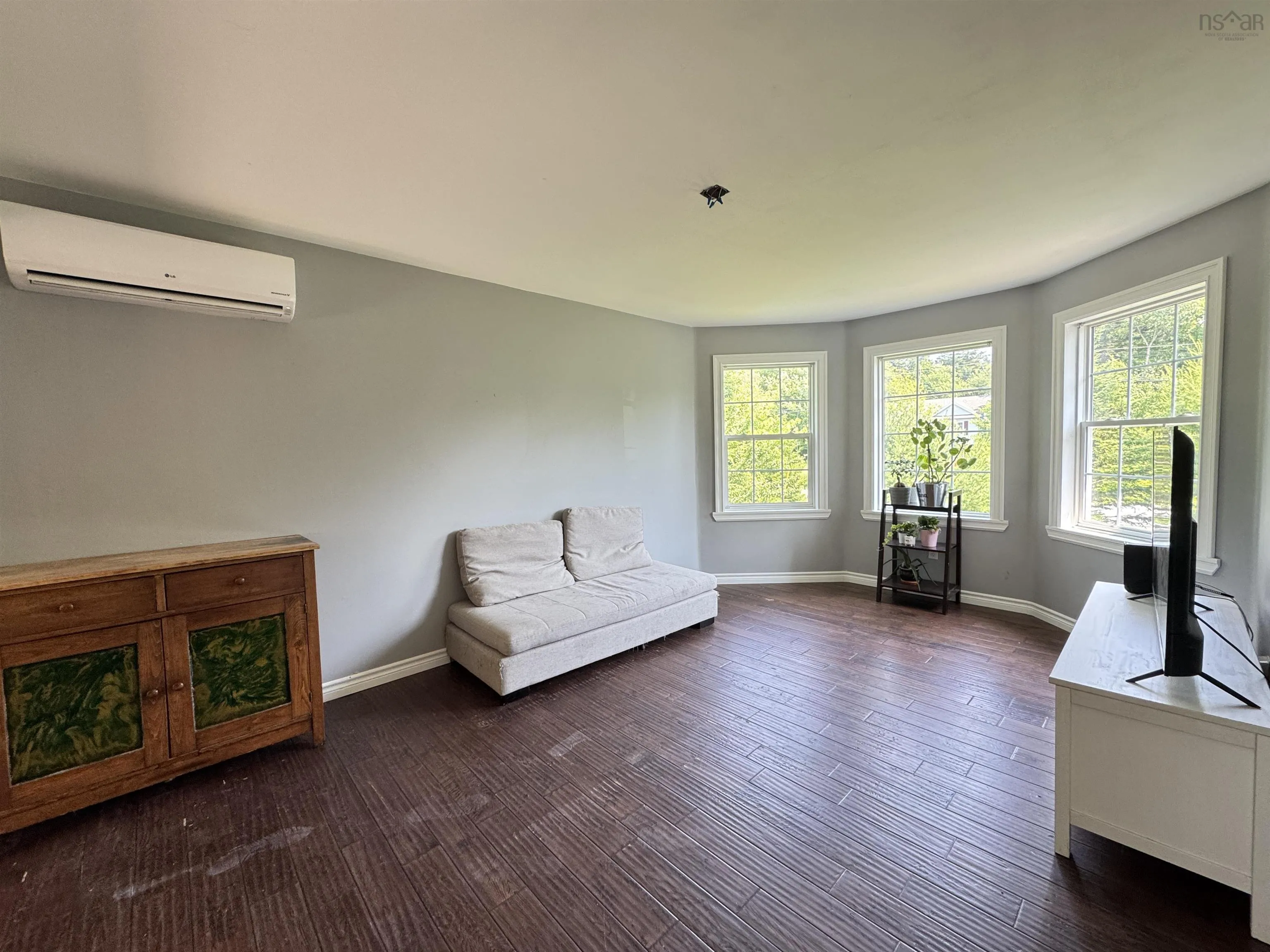 203 St George Boulevard, Hammonds Plains, NS B4B 1K7, 4 Bedrooms Bedrooms, ,2 BathroomsBathrooms,Residential,For Sale,St George,202518034