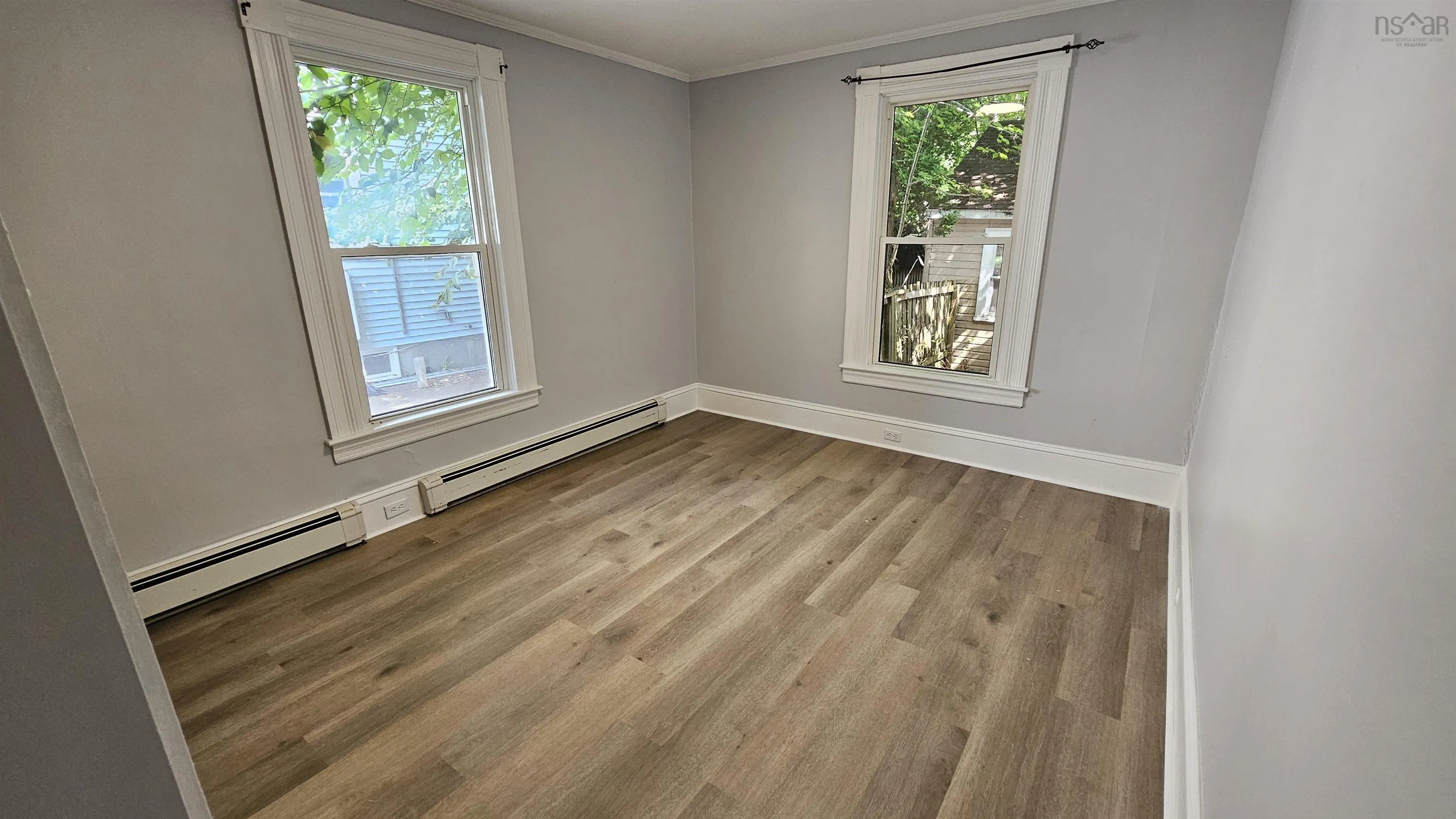 25-27 Victoria Street, Truro, NS B2N 1Y5, 6 Bedrooms Bedrooms, ,Residential Income,For Sale,Victoria,202520144