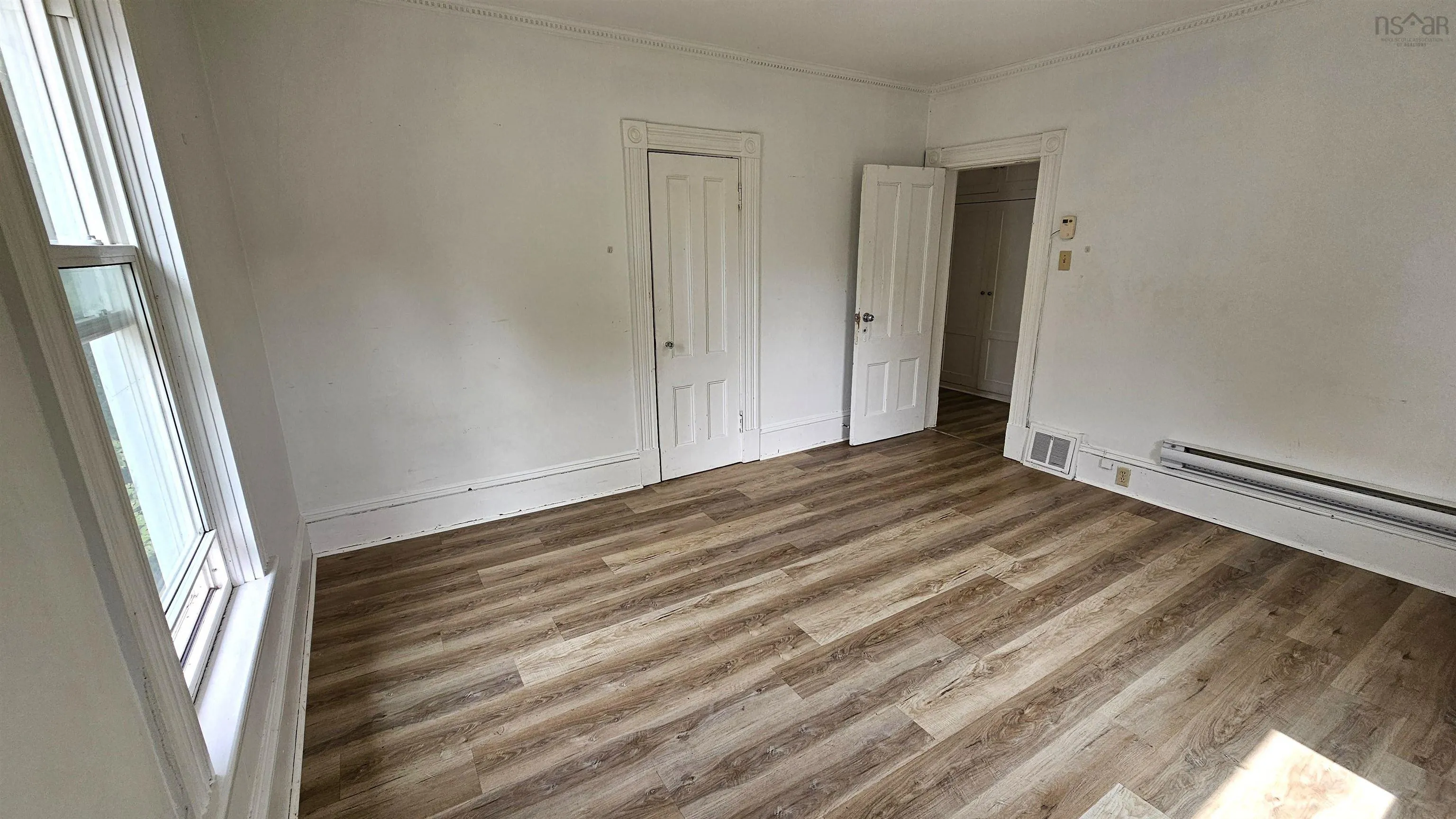 25-27 Victoria Street, Truro, NS B2N 1Y5, 6 Bedrooms Bedrooms, ,Residential Income,For Sale,Victoria,202520144