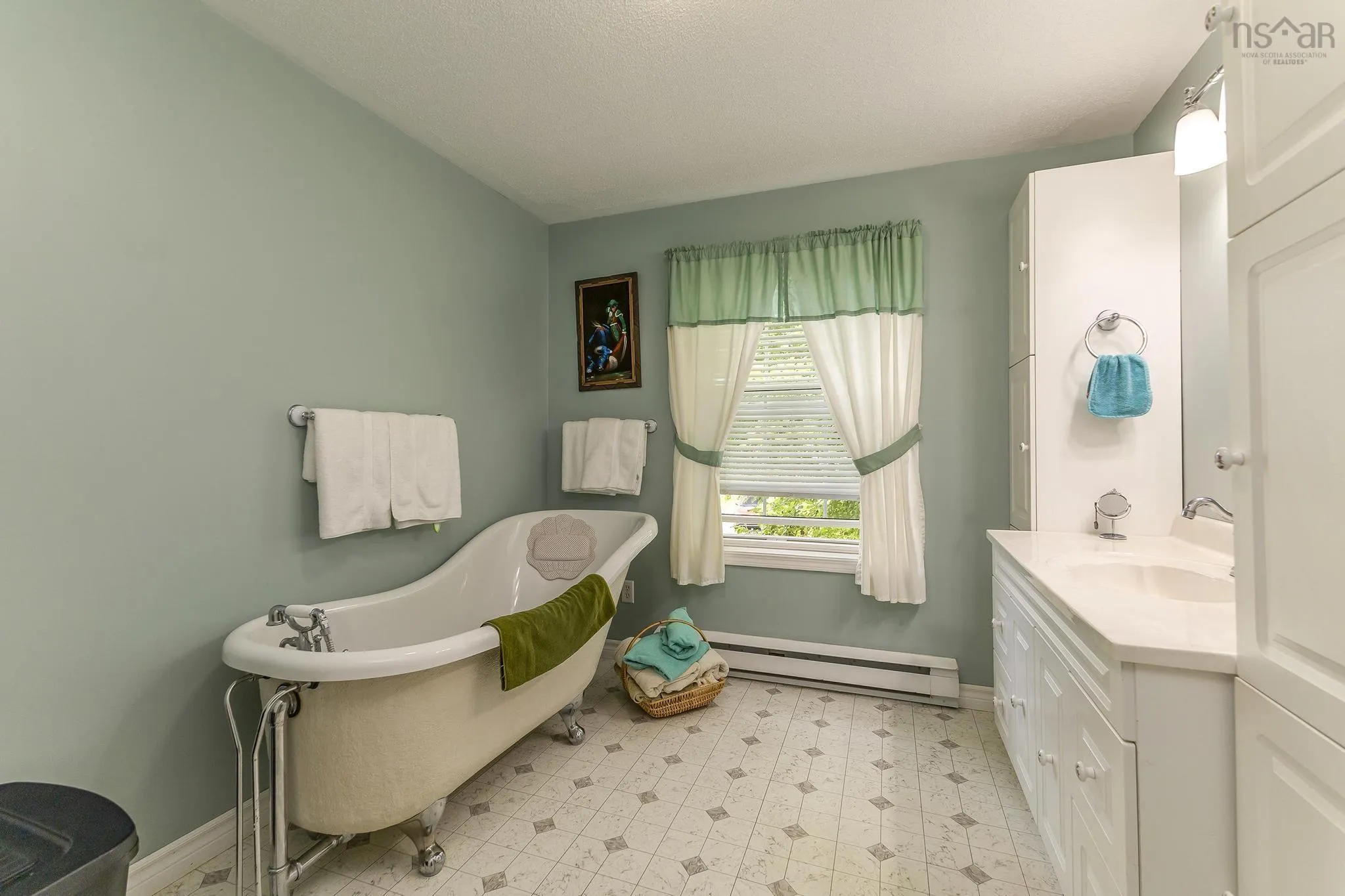 2 Maple Street, Trenton, NS B0K 1X0, 3 Bedrooms Bedrooms, ,2 BathroomsBathrooms,Residential,For Sale,Maple,202516523