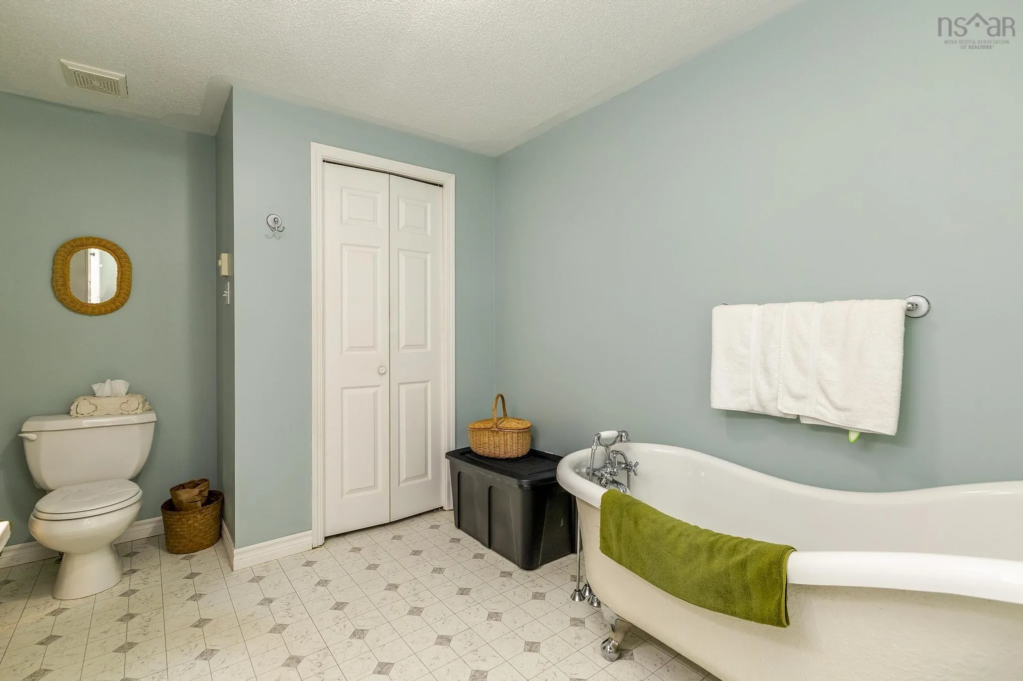 2 Maple Street, Trenton, NS B0K 1X0, 3 Bedrooms Bedrooms, ,2 BathroomsBathrooms,Residential,For Sale,Maple,202516523