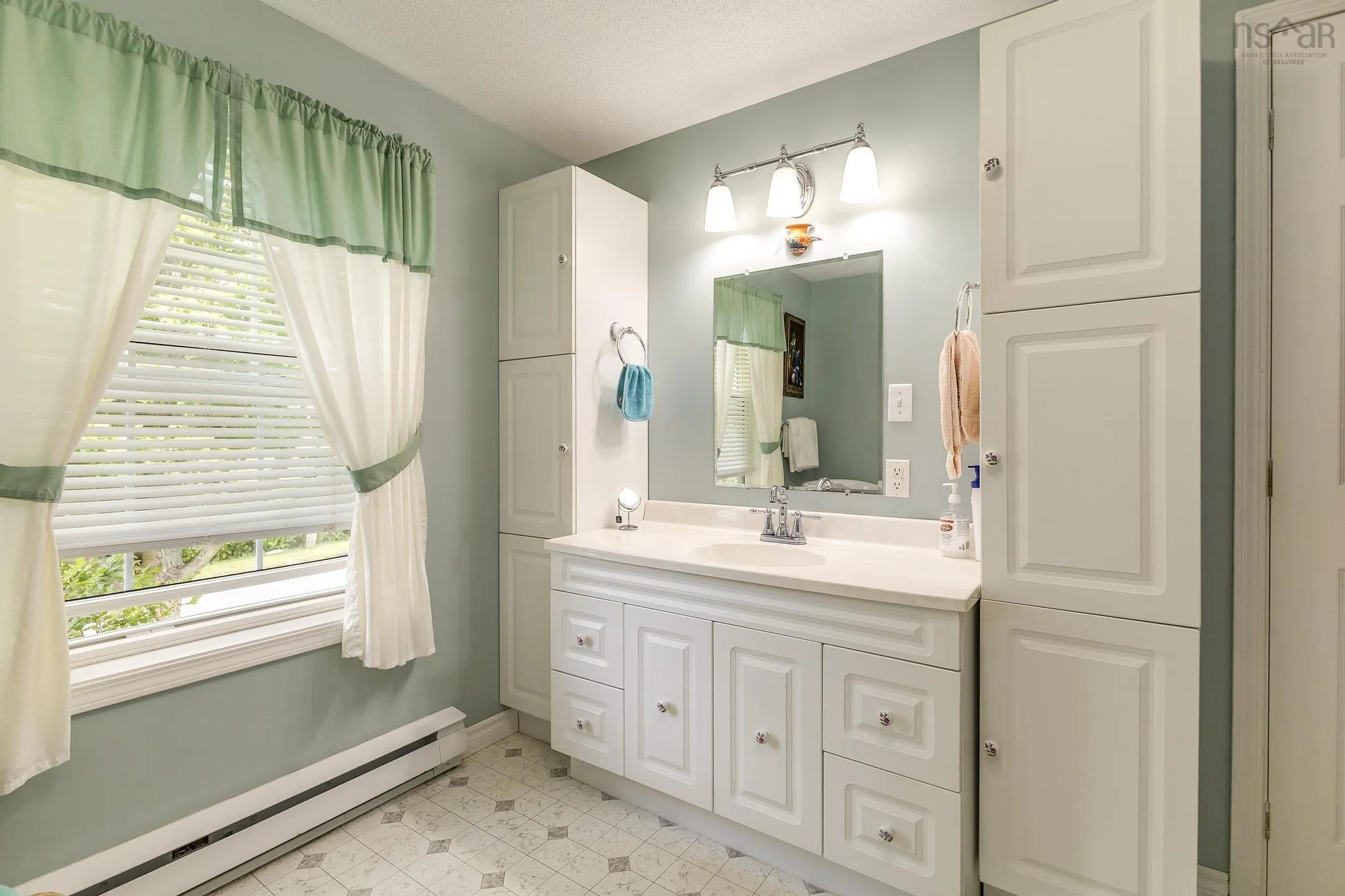 2 Maple Street, Trenton, NS B0K 1X0, 3 Bedrooms Bedrooms, ,2 BathroomsBathrooms,Residential,For Sale,Maple,202516523