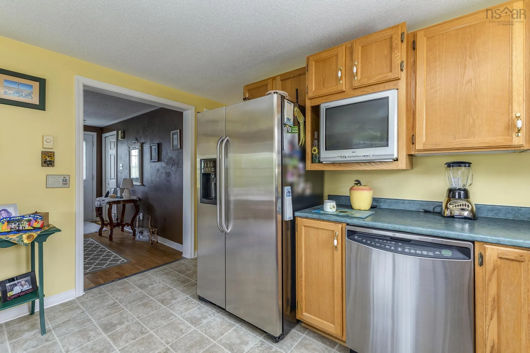 2 Maple Street, Trenton, NS B0K 1X0, 3 Bedrooms Bedrooms, ,2 BathroomsBathrooms,Residential,For Sale,Maple,202516523