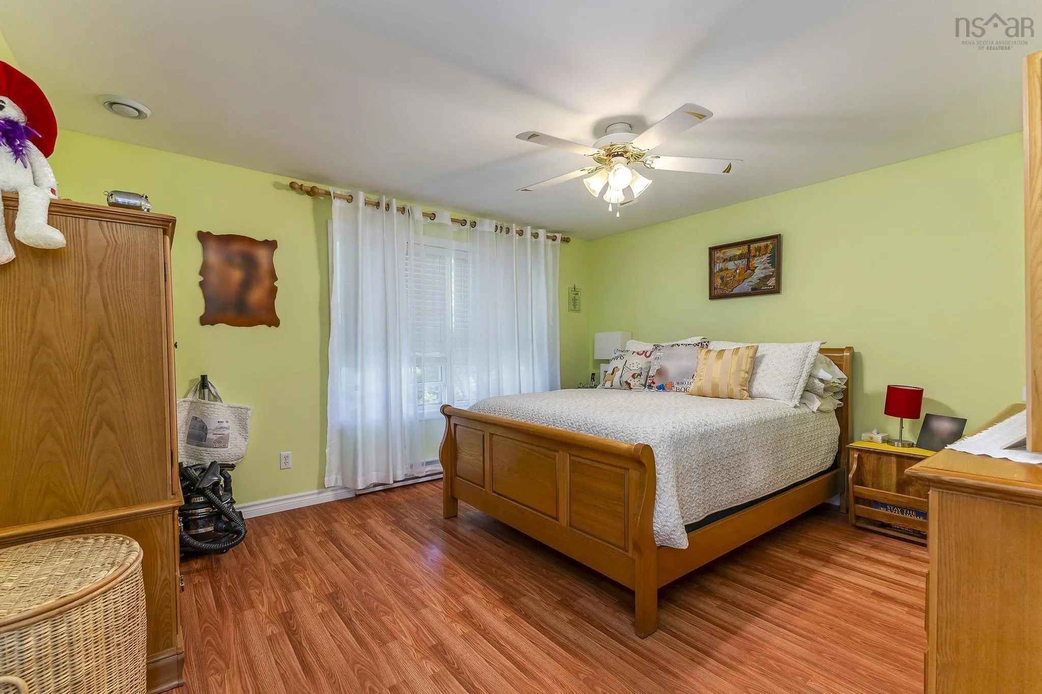 2 Maple Street, Trenton, NS B0K 1X0, 3 Bedrooms Bedrooms, ,2 BathroomsBathrooms,Residential,For Sale,Maple,202516523