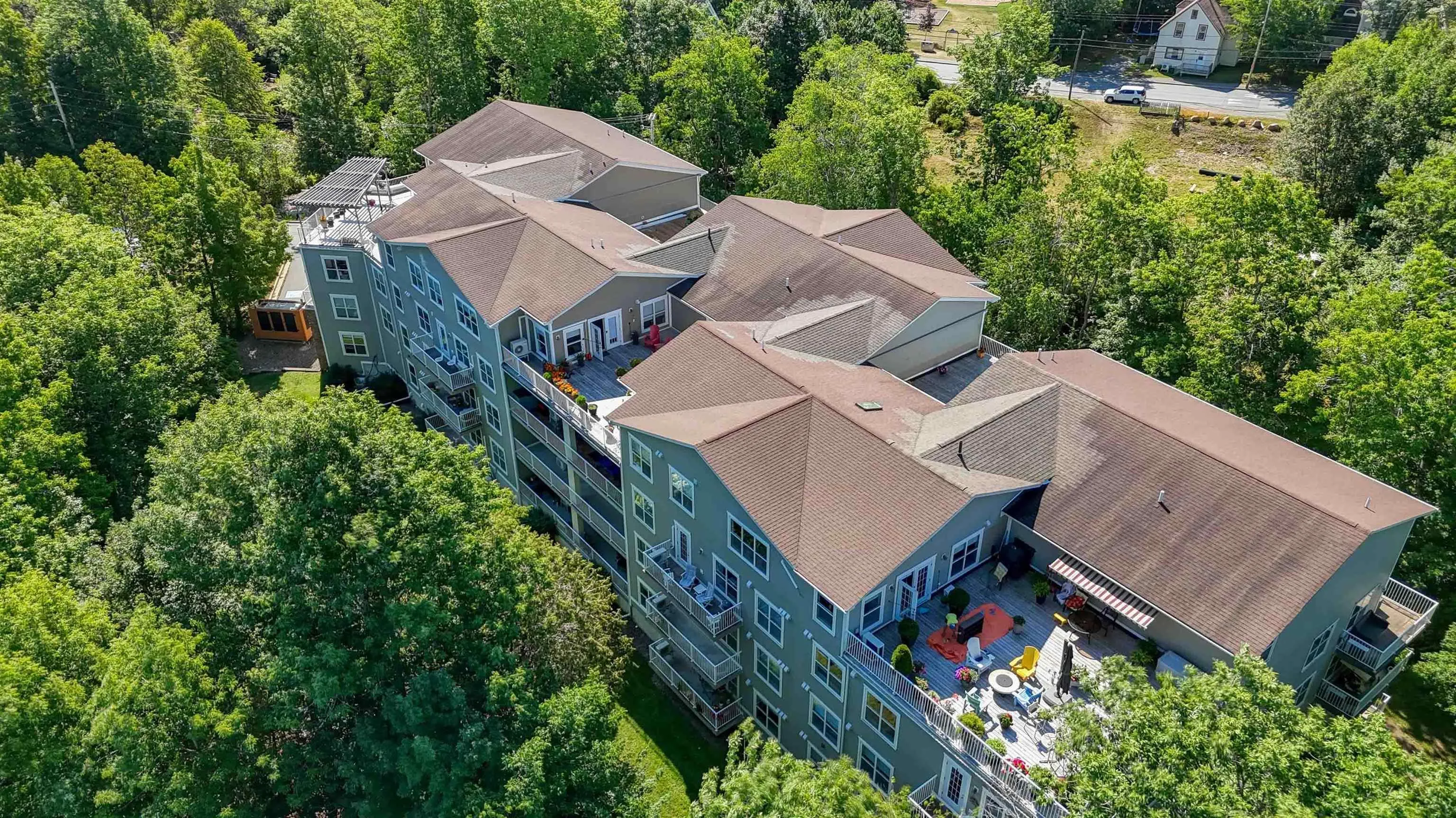 476 Main Street Unit 101, Mahone Bay, NS B0J 2E0, 2 Bedrooms Bedrooms, ,2 BathroomsBathrooms,Residential,For Sale,Main,202521051