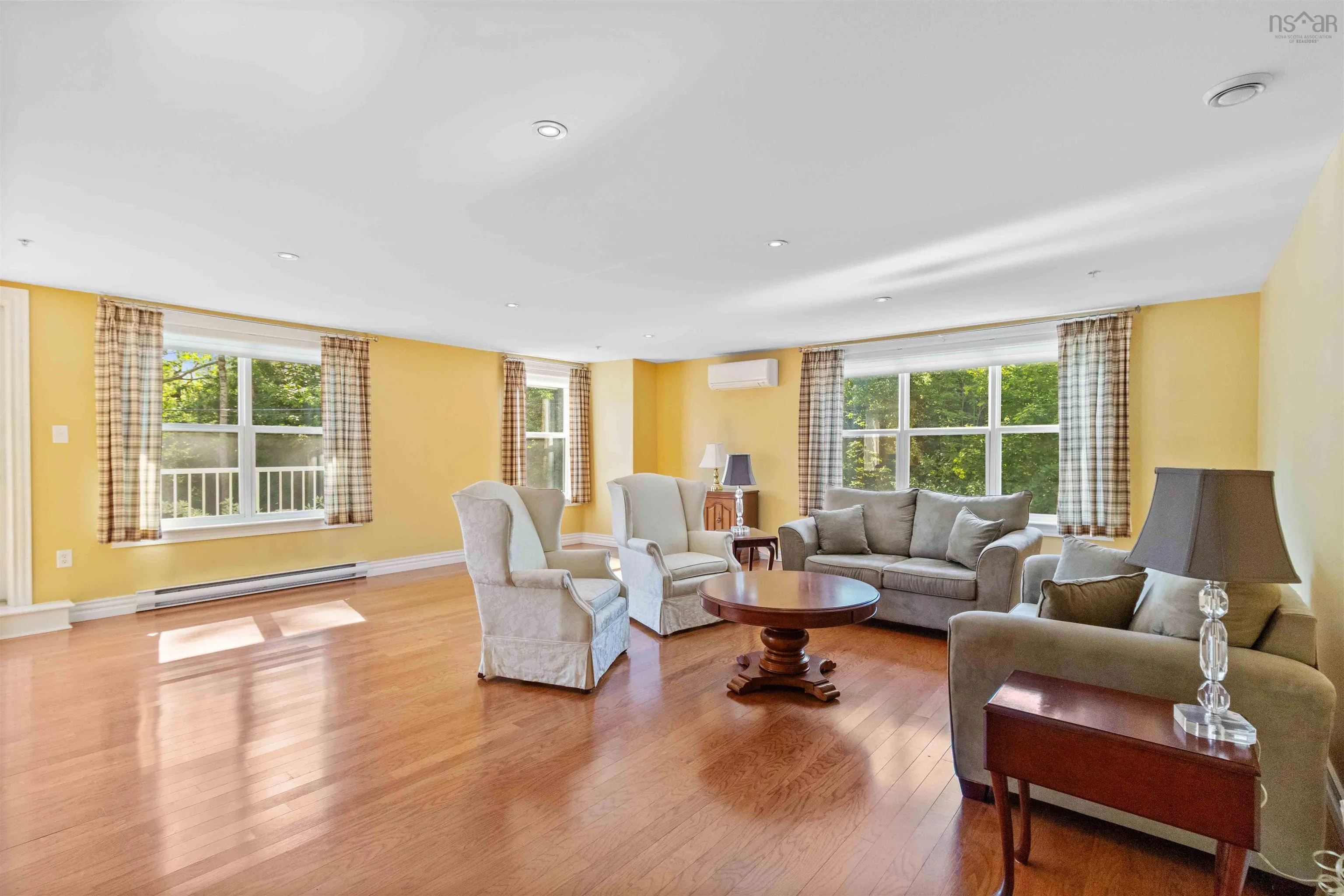 476 Main Street Unit 101, Mahone Bay, NS B0J 2E0, 2 Bedrooms Bedrooms, ,2 BathroomsBathrooms,Residential,For Sale,Main,202521051