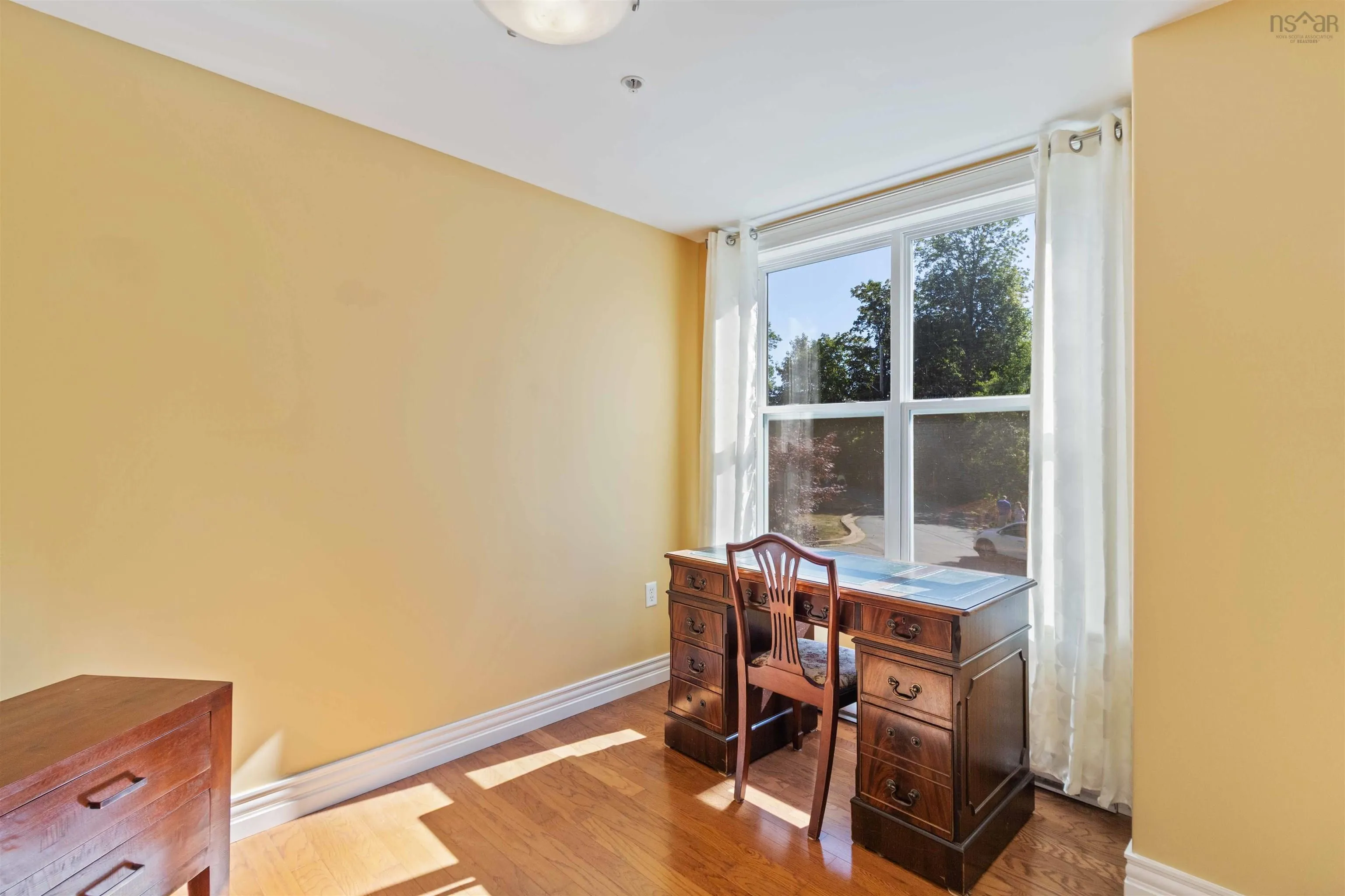 476 Main Street Unit 101, Mahone Bay, NS B0J 2E0, 2 Bedrooms Bedrooms, ,2 BathroomsBathrooms,Residential,For Sale,Main,202521051