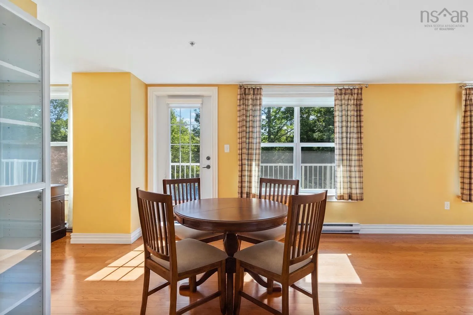 476 Main Street Unit 101, Mahone Bay, NS B0J 2E0, 2 Bedrooms Bedrooms, ,2 BathroomsBathrooms,Residential,For Sale,Main,202521051