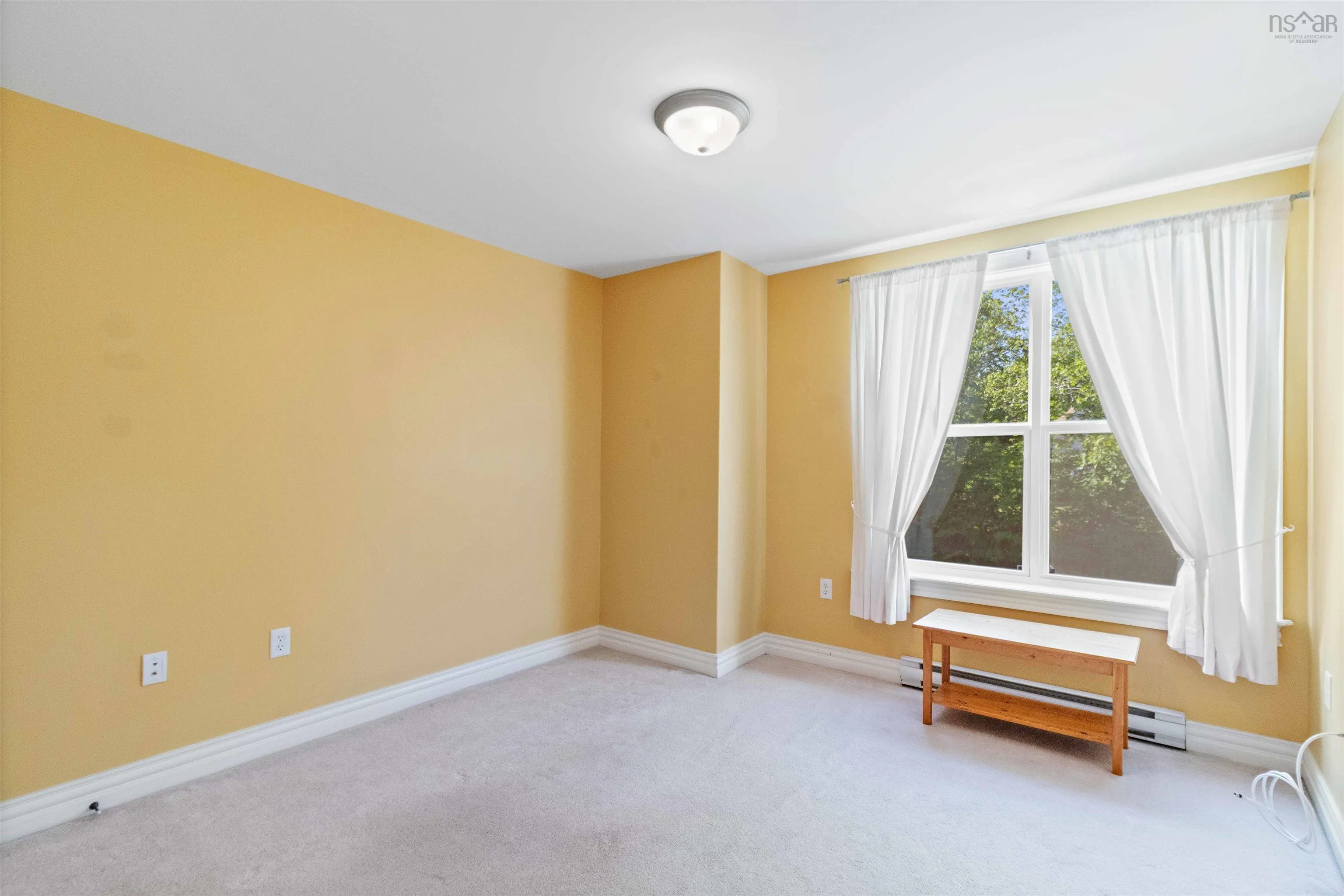 476 Main Street Unit 101, Mahone Bay, NS B0J 2E0, 2 Bedrooms Bedrooms, ,2 BathroomsBathrooms,Residential,For Sale,Main,202521051