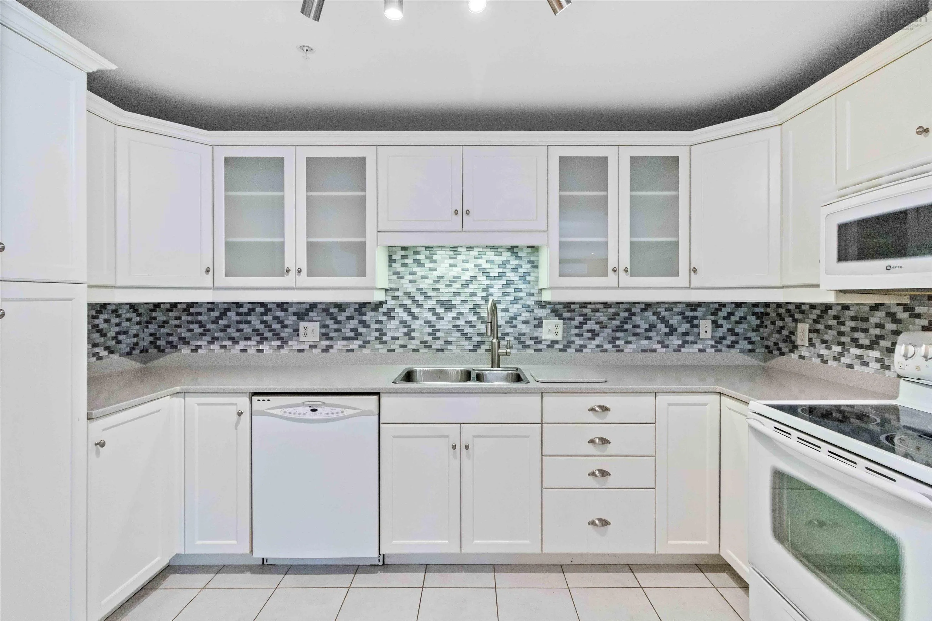 476 Main Street Unit 101, Mahone Bay, NS B0J 2E0, 2 Bedrooms Bedrooms, ,2 BathroomsBathrooms,Residential,For Sale,Main,202521051