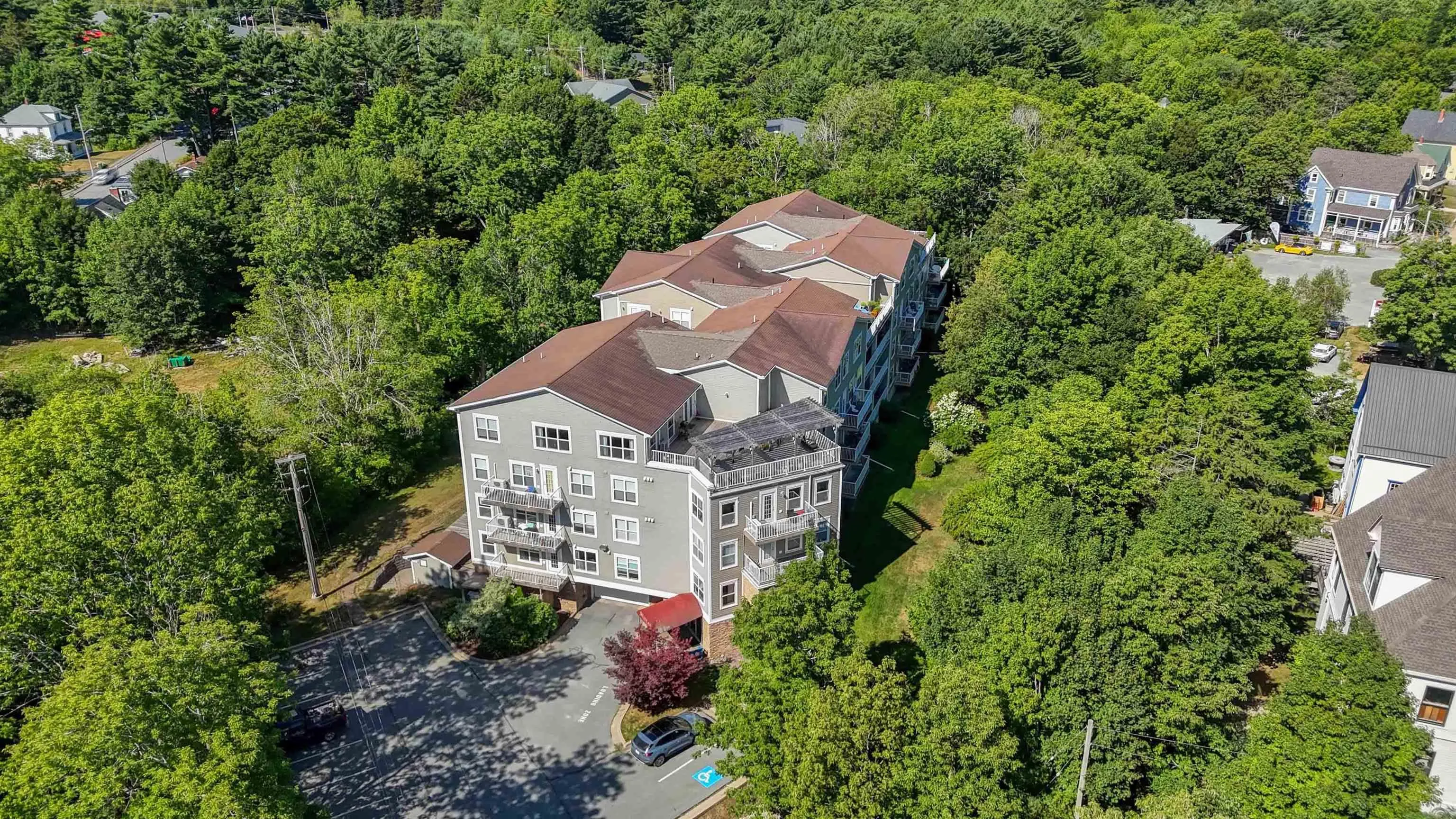 476 Main Street Unit 101, Mahone Bay, NS B0J 2E0, 2 Bedrooms Bedrooms, ,2 BathroomsBathrooms,Residential,For Sale,Main,202521051