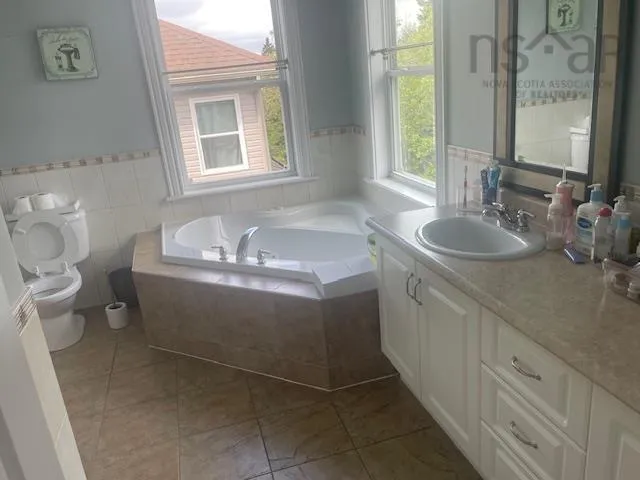 50 Lindenwood Terrace, Dartmouth, NS B2W 0B1, 4 Bedrooms Bedrooms, ,4 BathroomsBathrooms,Residential,For Sale,Lindenwood,202524987