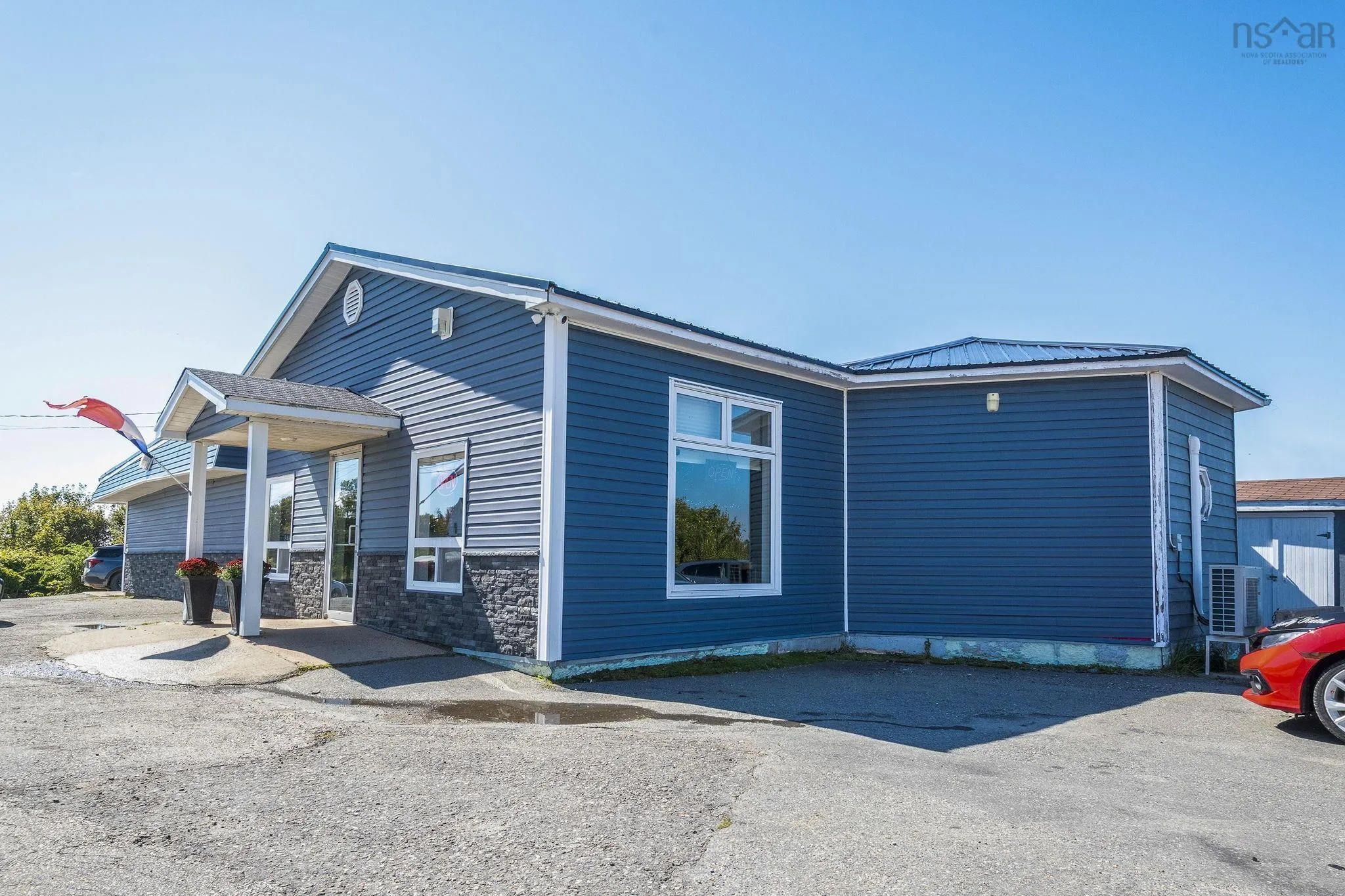 8467 1 Highway, Meteghan Centre, NS B0W 2J0, ,Commercial Sale,For Sale,1,202522750