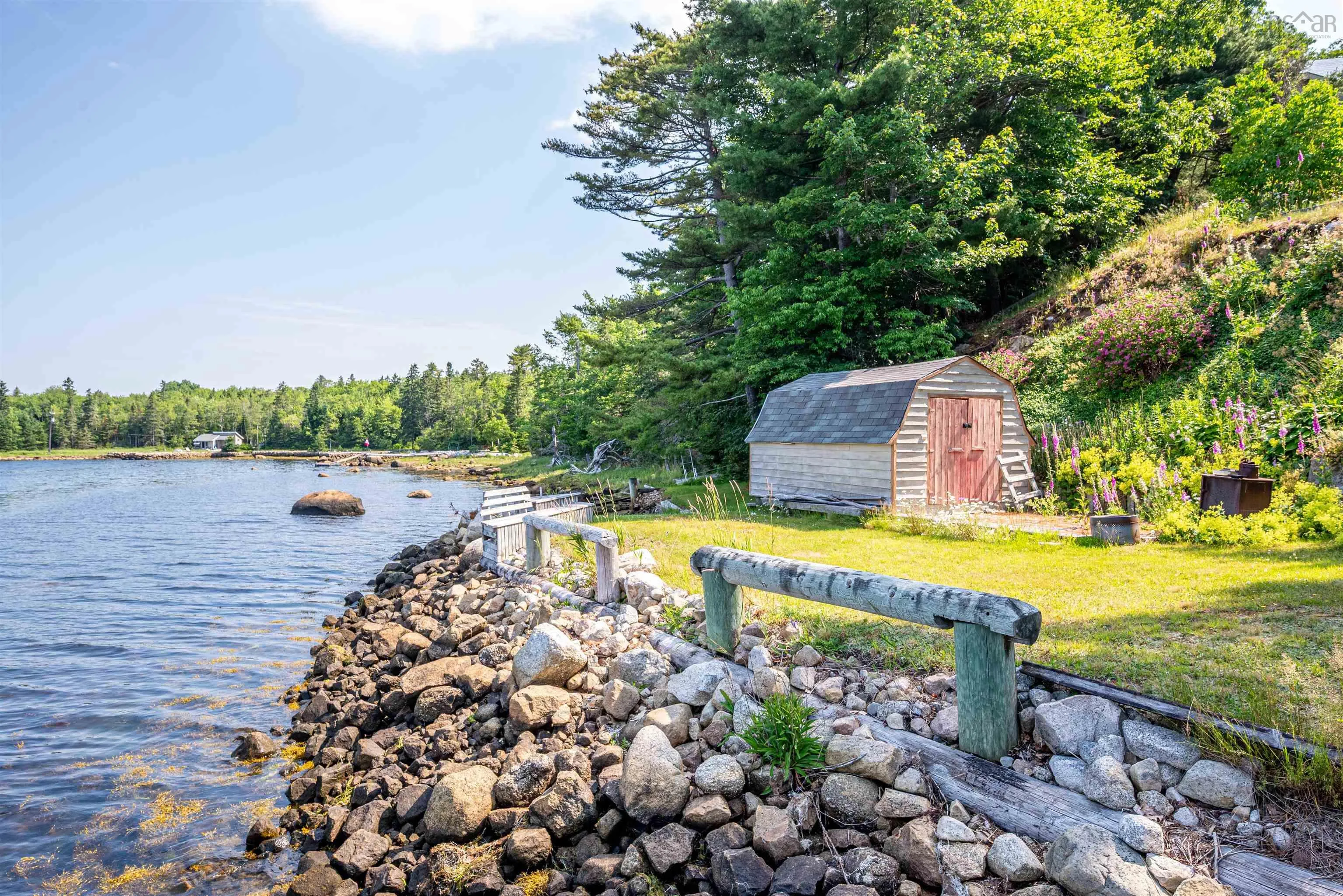 13576 Peggys Cove Road, Upper Tantallon, NS B3Z 2J2, 4 Bedrooms Bedrooms, ,3 BathroomsBathrooms,Residential,For Sale,Peggys Cove,202517316
