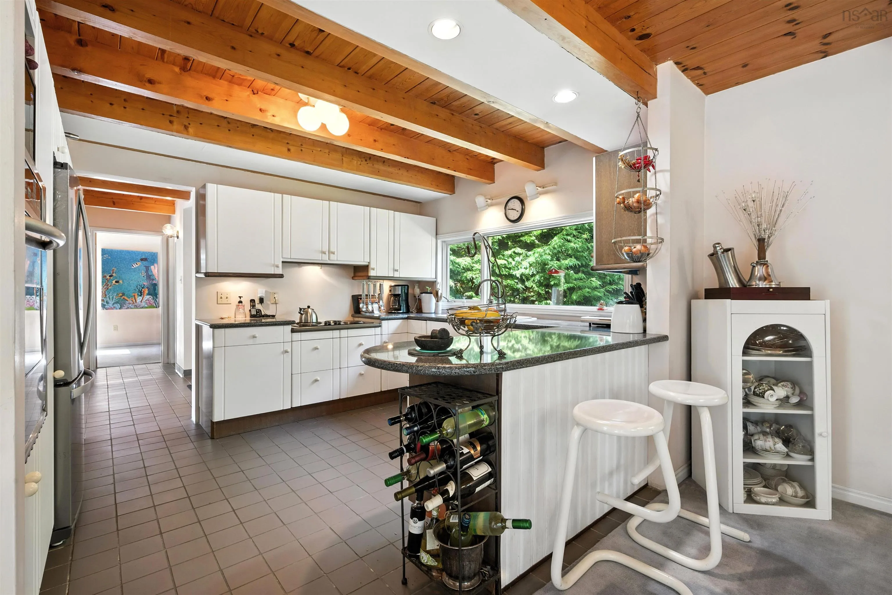 13576 Peggys Cove Road, Upper Tantallon, NS B3Z 2J2, 4 Bedrooms Bedrooms, ,3 BathroomsBathrooms,Residential,For Sale,Peggys Cove,202517316