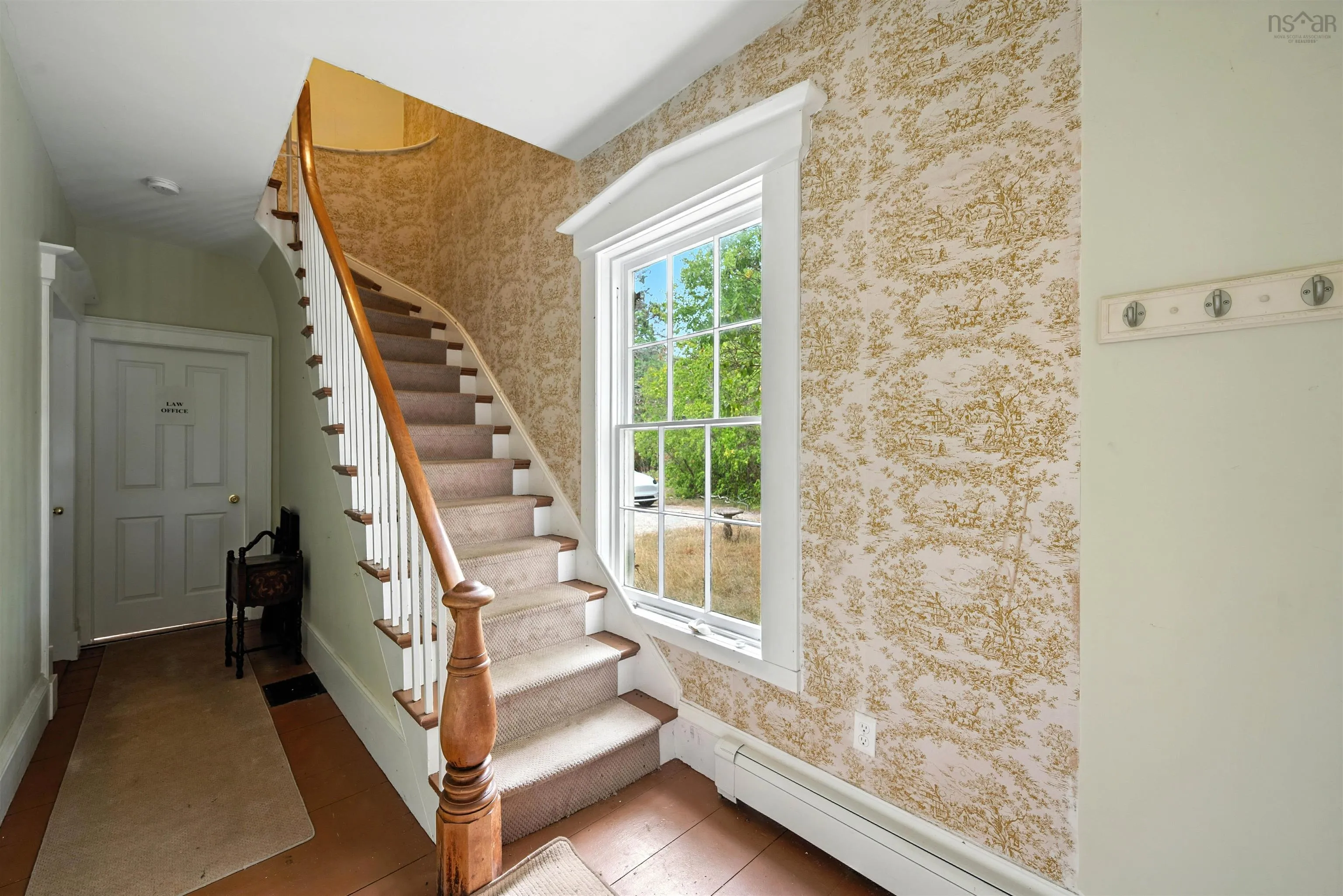 424 Main Street, Mahone Bay, NS B0J 2E0, 2 Bedrooms Bedrooms, ,2 BathroomsBathrooms,Residential,For Sale,Main,202520971
