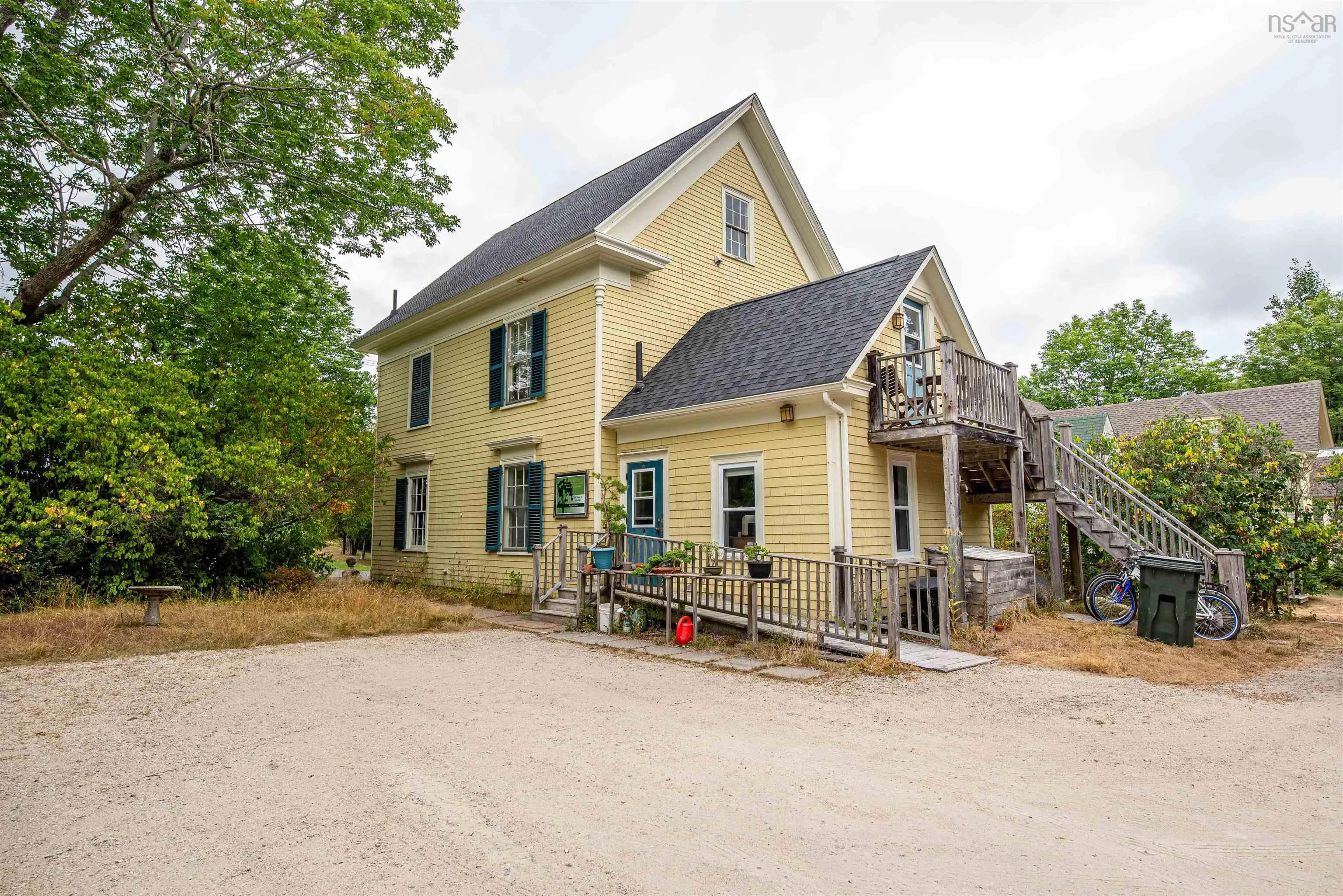 424 Main Street, Mahone Bay, NS B0J 2E0, 2 Bedrooms Bedrooms, ,2 BathroomsBathrooms,Residential,For Sale,Main,202520971