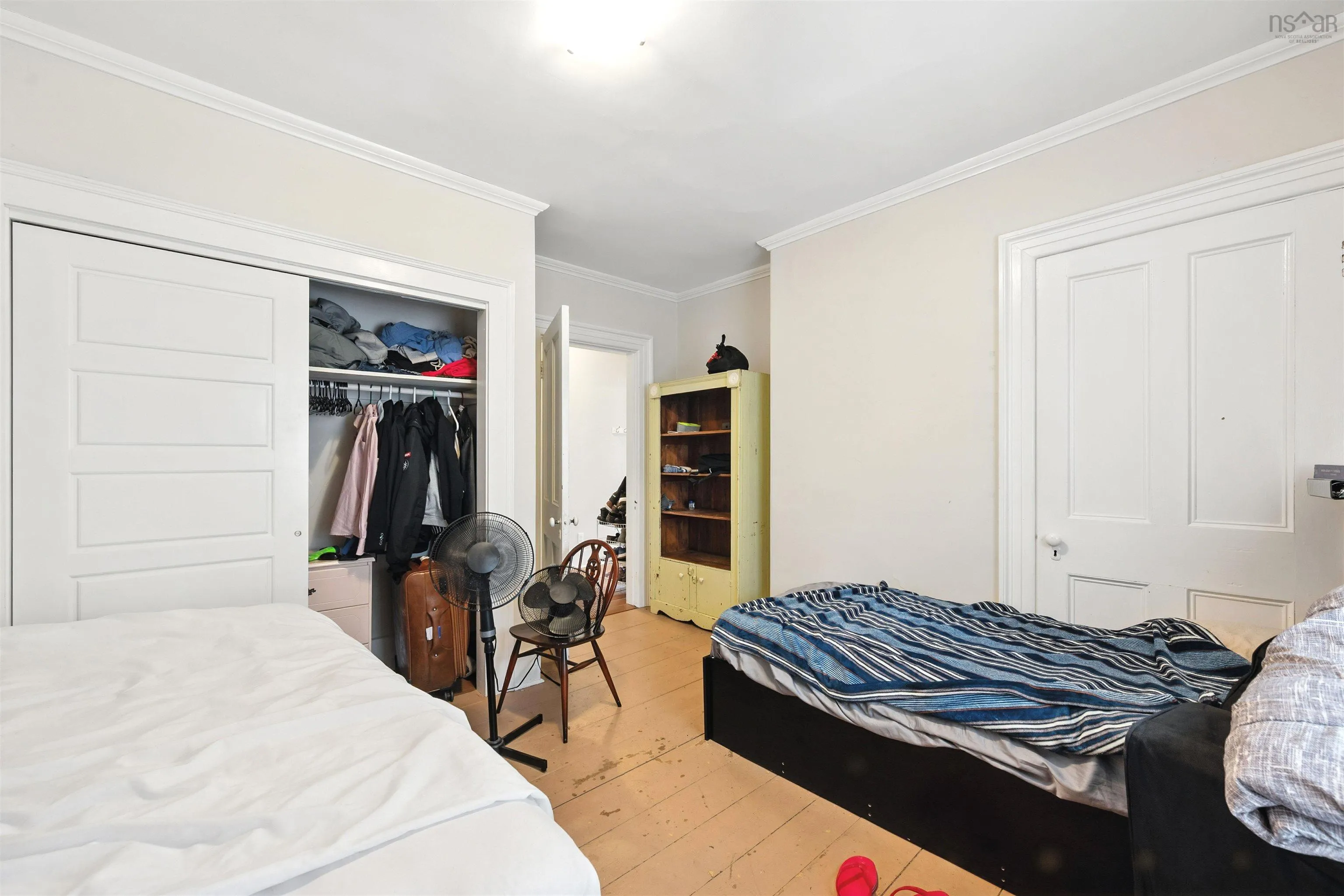 424 Main Street, Mahone Bay, NS B0J 2E0, 2 Bedrooms Bedrooms, ,2 BathroomsBathrooms,Residential,For Sale,Main,202520971
