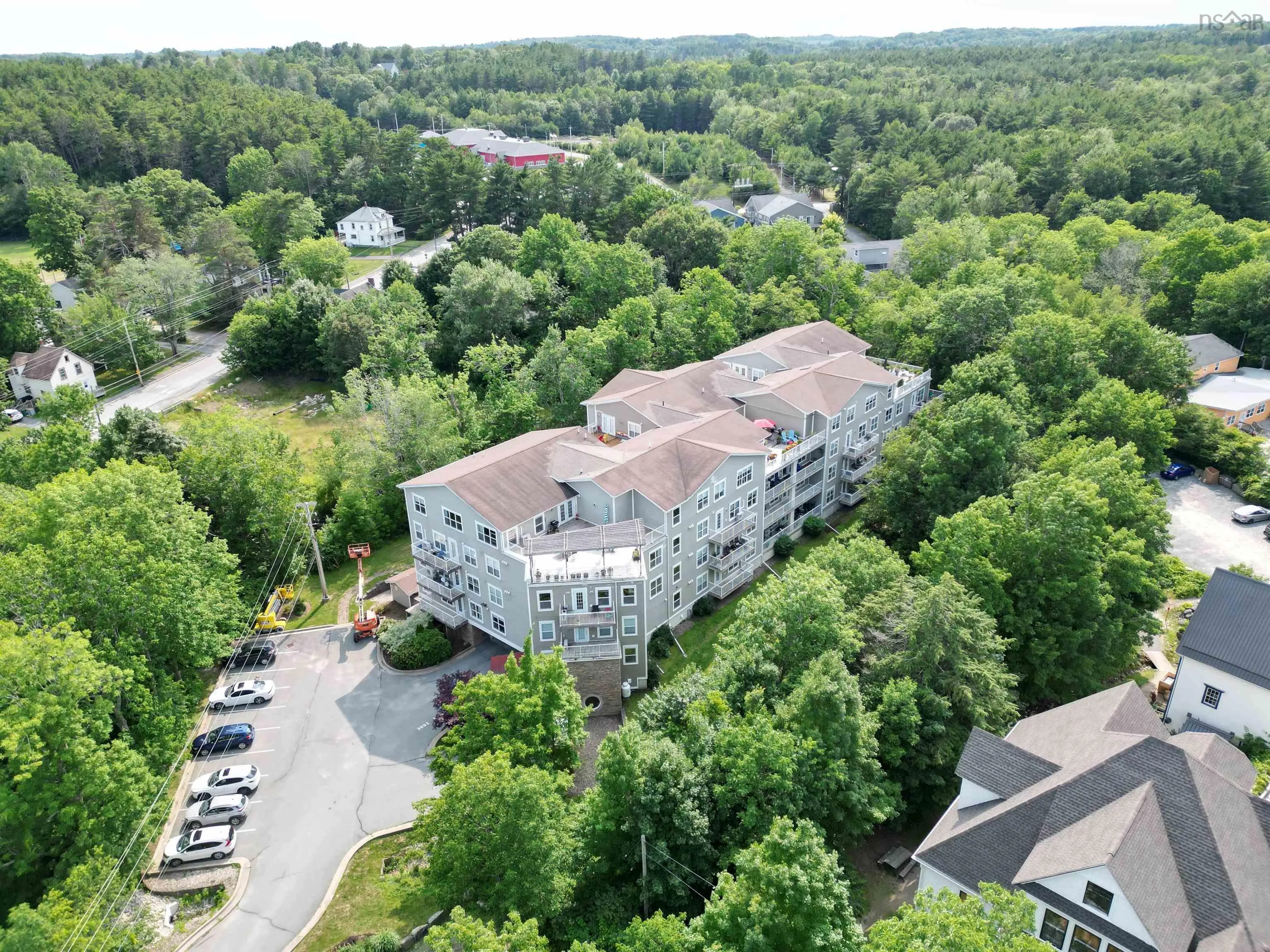 302-476 Main Street, Mahone Bay, NS B0J 2E0, 2 Bedrooms Bedrooms, ,2 BathroomsBathrooms,Residential,For Sale,Main,202518501