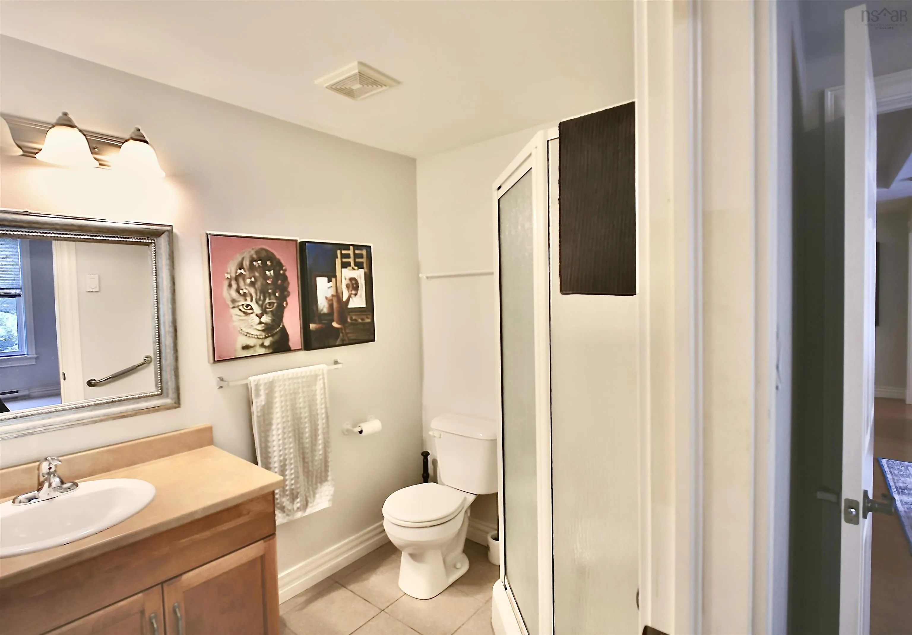 302-476 Main Street, Mahone Bay, NS B0J 2E0, 2 Bedrooms Bedrooms, ,2 BathroomsBathrooms,Residential,For Sale,Main,202518501