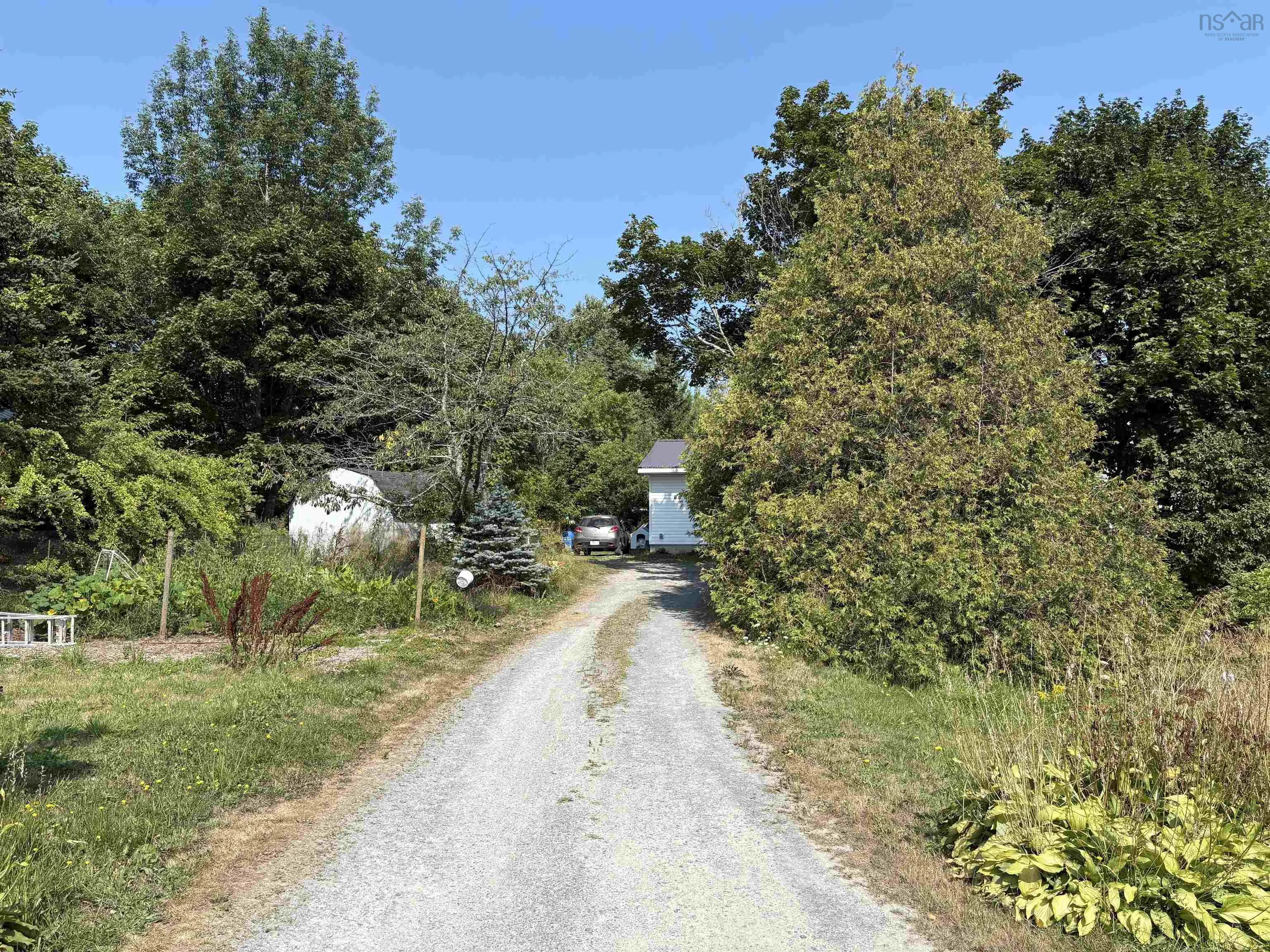 6 Station Road, Enfield, NS B2T 1C9, 4 Bedrooms Bedrooms, ,2 BathroomsBathrooms,Residential,For Sale,Station,202520597