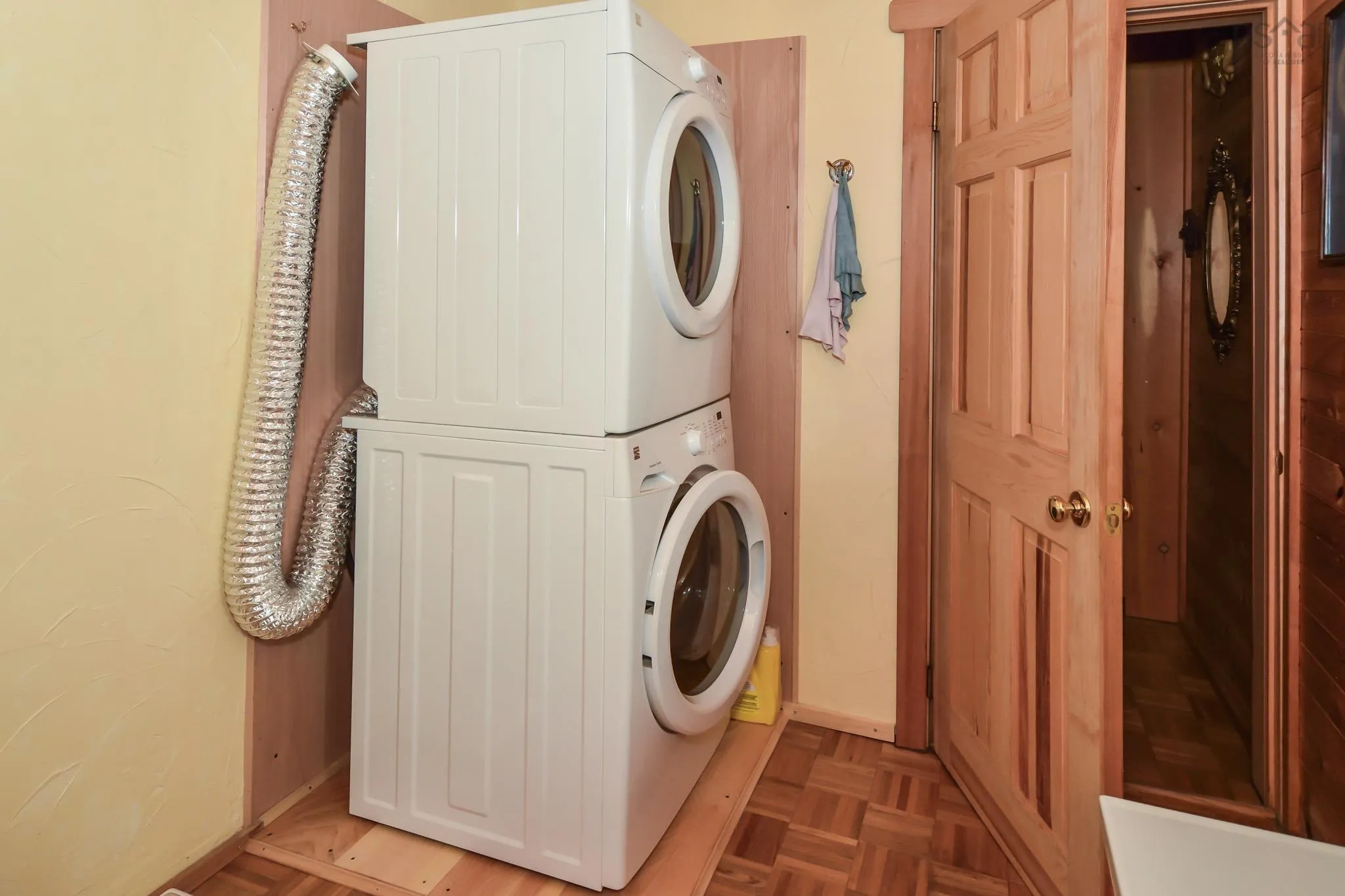 491 Peters Point Road, South Brookfield, NS B0T 1X0, 2 Bedrooms Bedrooms, ,2 BathroomsBathrooms,Residential,For Sale,Peters Point,202518338