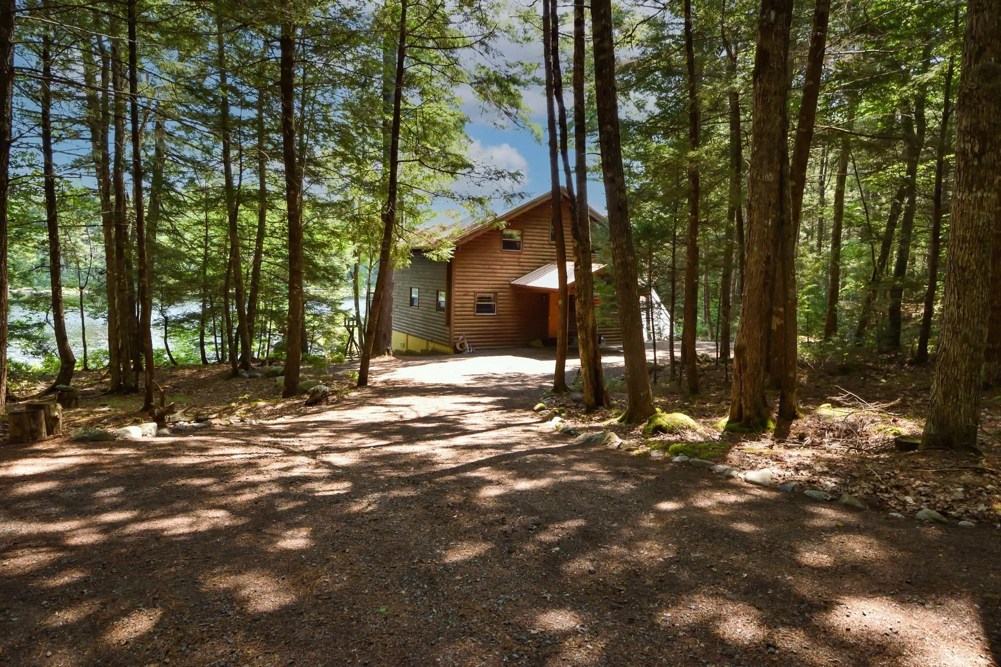 491 Peters Point Road, South Brookfield, NS B0T 1X0, 2 Bedrooms Bedrooms, ,2 BathroomsBathrooms,Residential,For Sale,Peters Point,202518338
