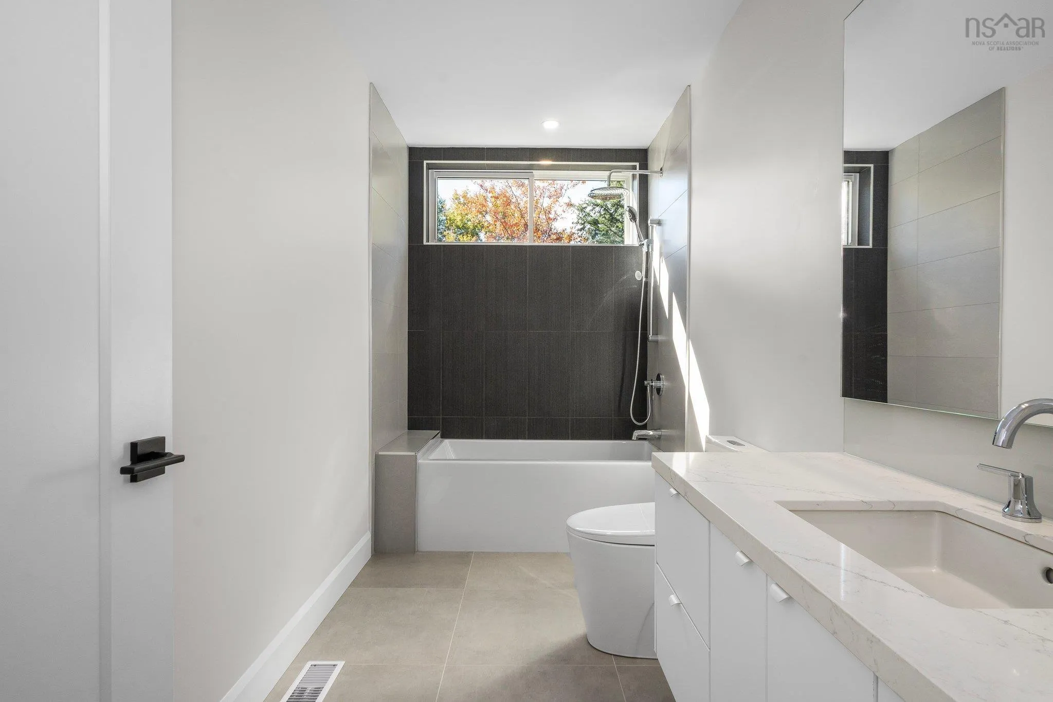 80 Hammonds Plains Road, Bedford Ns B4a 0h8, 6 Bedrooms Bedrooms, ,4 BathroomsBathrooms,Residential,For Sale,Hammonds Plains,202506774