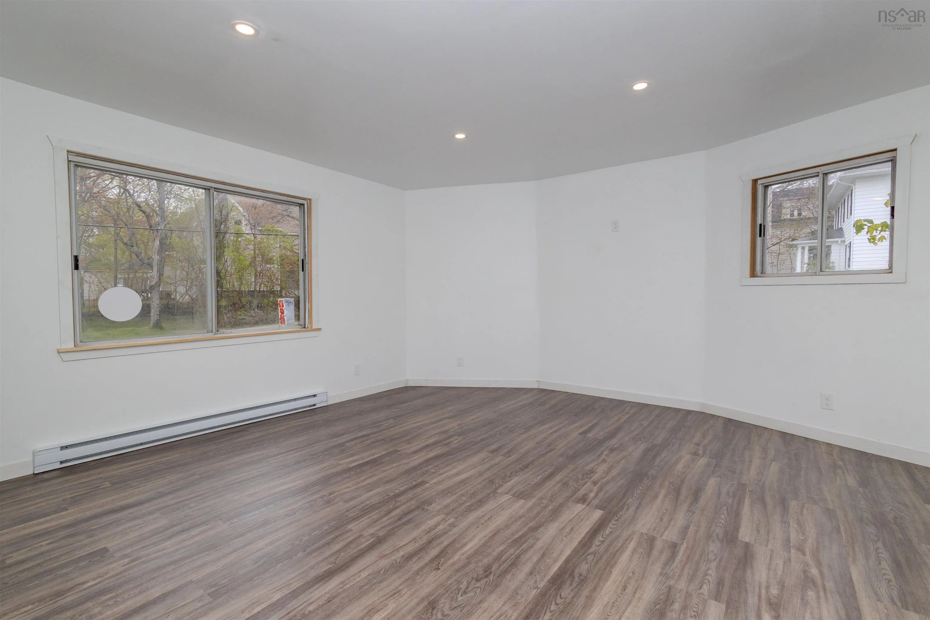 174 Brookland Street, Sydney, NS B1P 5B6, 4 Bedrooms Bedrooms, ,Residential Income,For Sale,Brookland,202511679