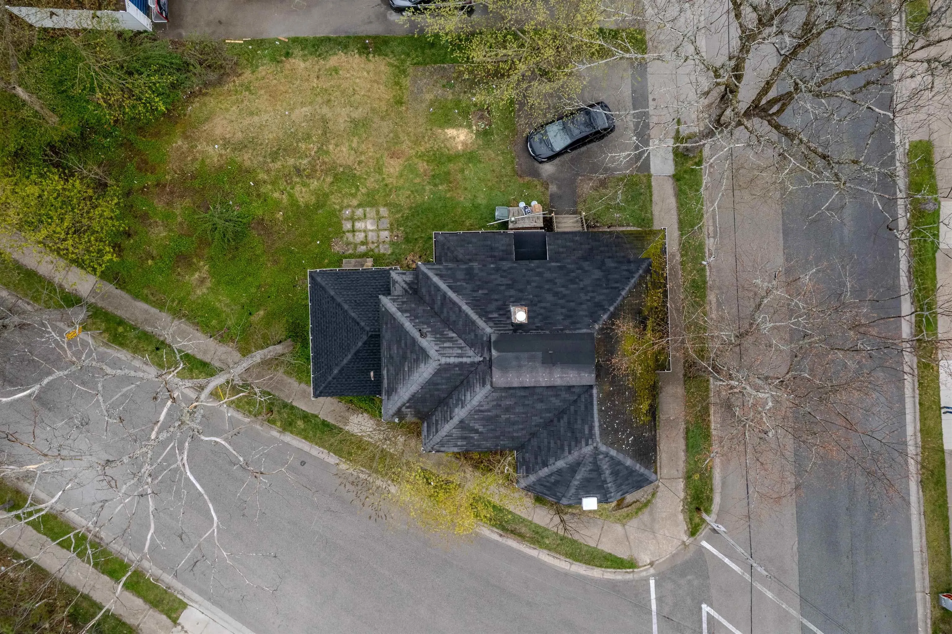 174 Brookland Street, Sydney, NS B1P 5B6, 4 Bedrooms Bedrooms, ,Residential Income,For Sale,Brookland,202511679