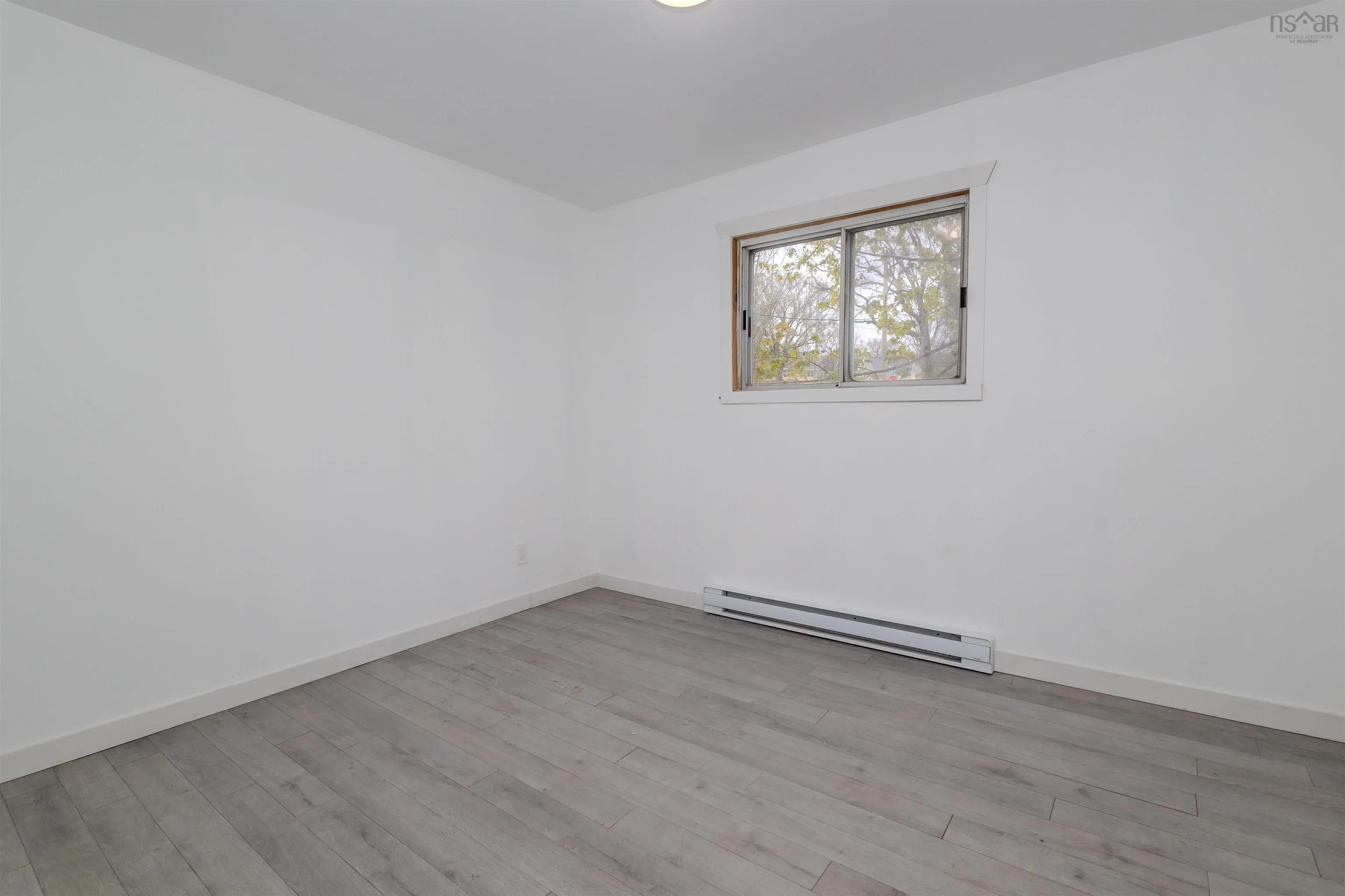 174 Brookland Street, Sydney, NS B1P 5B6, 4 Bedrooms Bedrooms, ,Residential Income,For Sale,Brookland,202511679