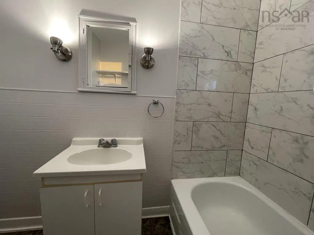 3 Chemin De Susanne Road, Chéticamp, NS B0E 1H0, 3 Bedrooms Bedrooms, ,1 BathroomBathrooms,Residential,For Sale,Chemin De Susanne,202524762