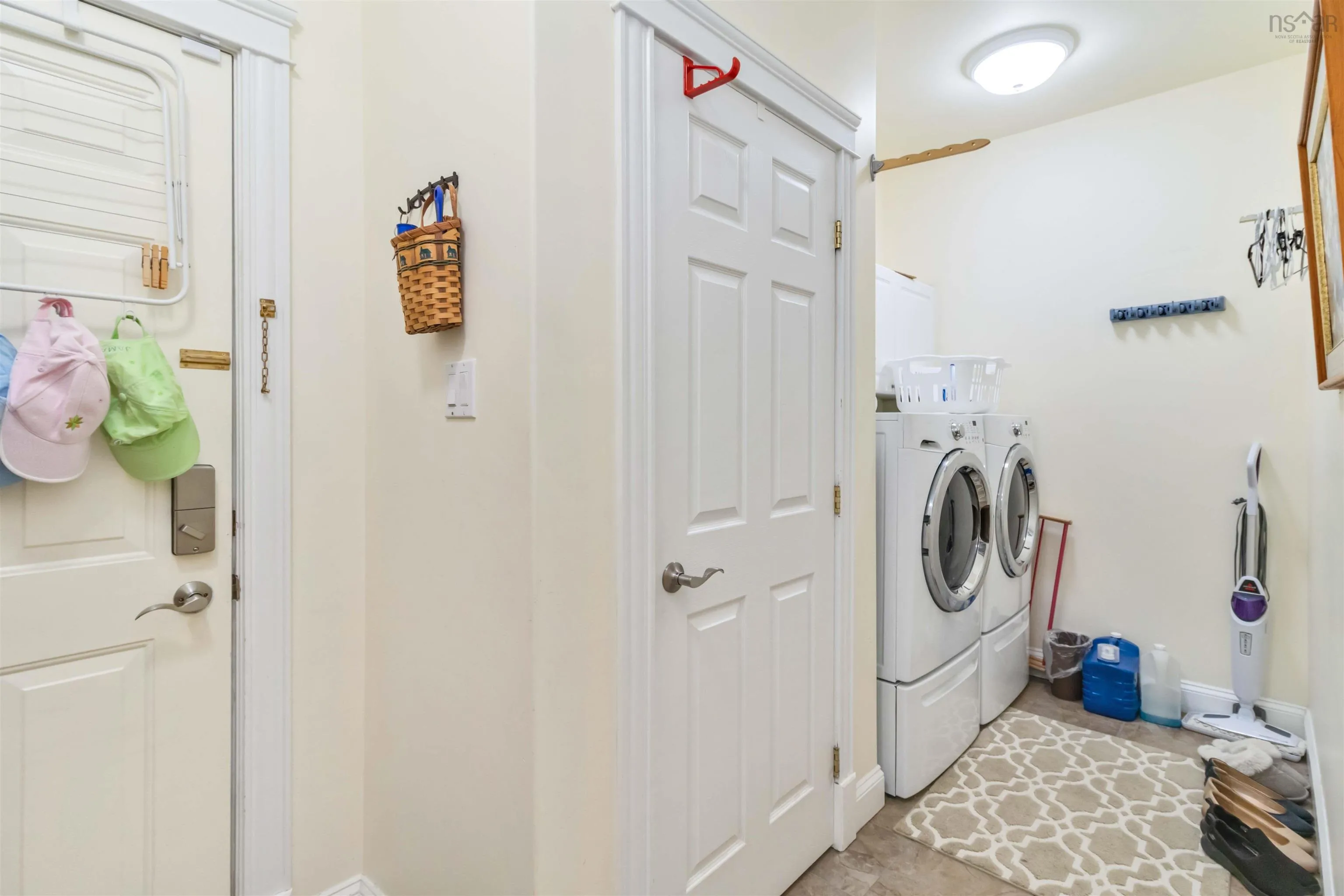 34 Greenside Lane, Hammonds Plains, NS B4B 2A1, 3 Bedrooms Bedrooms, ,4 BathroomsBathrooms,Residential,For Sale,Greenside,202520062