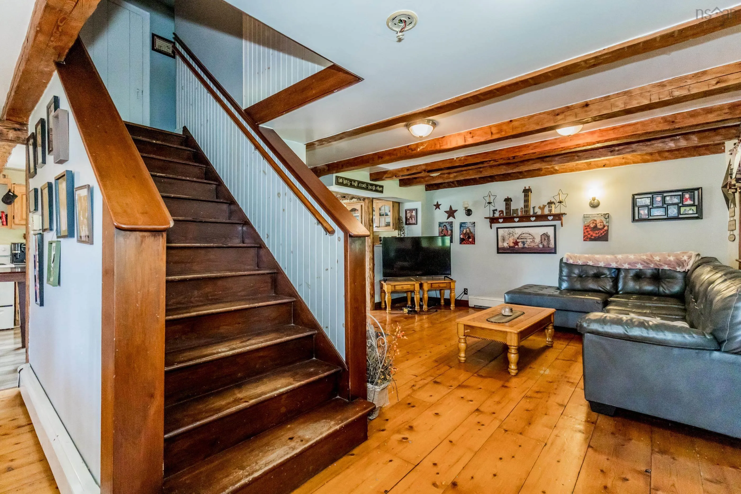 3278 Highway 1, Upper Clements, NS B0S 1A0, 6 Bedrooms Bedrooms, ,3 BathroomsBathrooms,Residential,For Sale,Highway 1,202516058