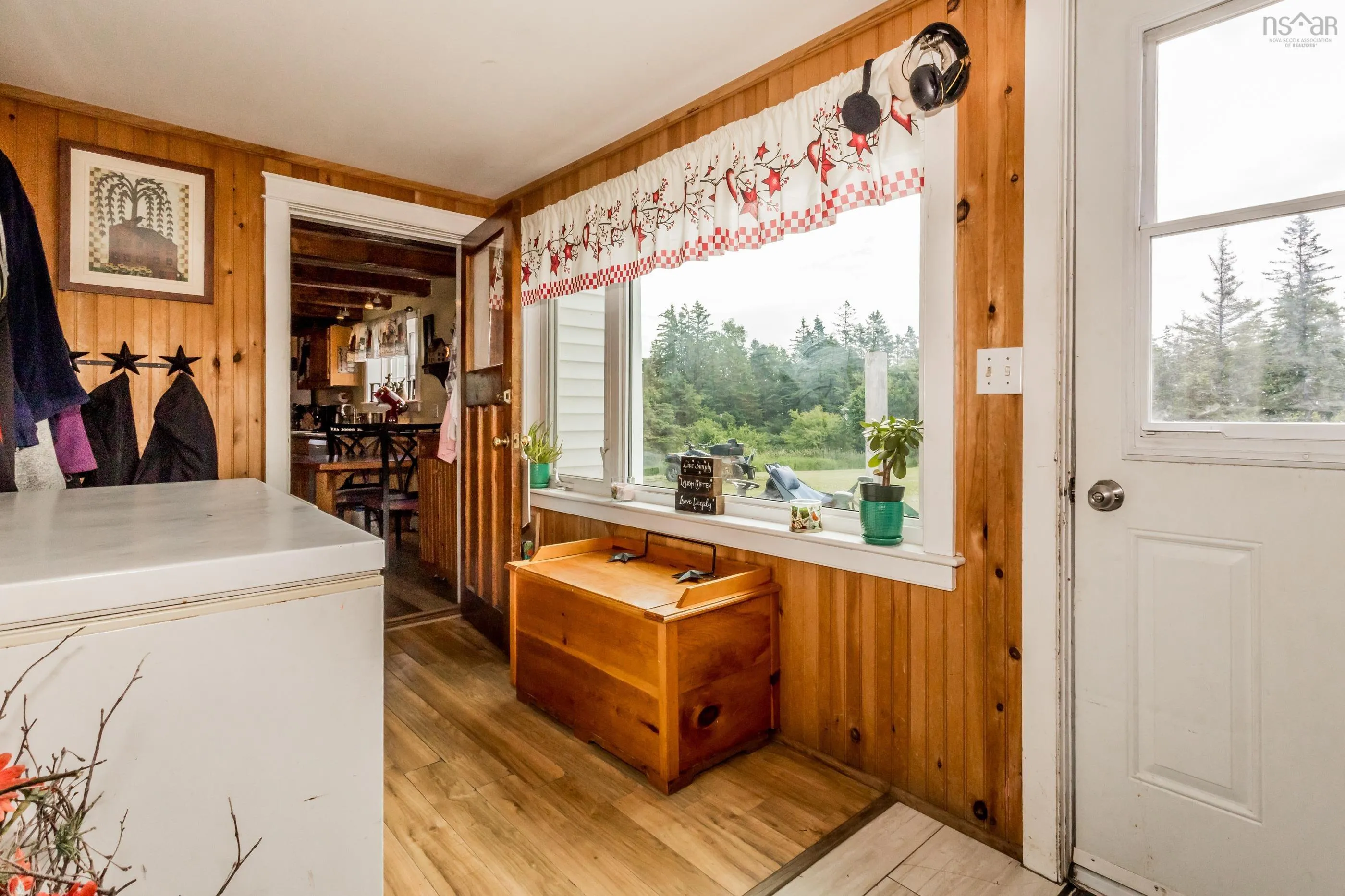 3278 Highway 1, Upper Clements, NS B0S 1A0, 6 Bedrooms Bedrooms, ,3 BathroomsBathrooms,Residential,For Sale,Highway 1,202516058