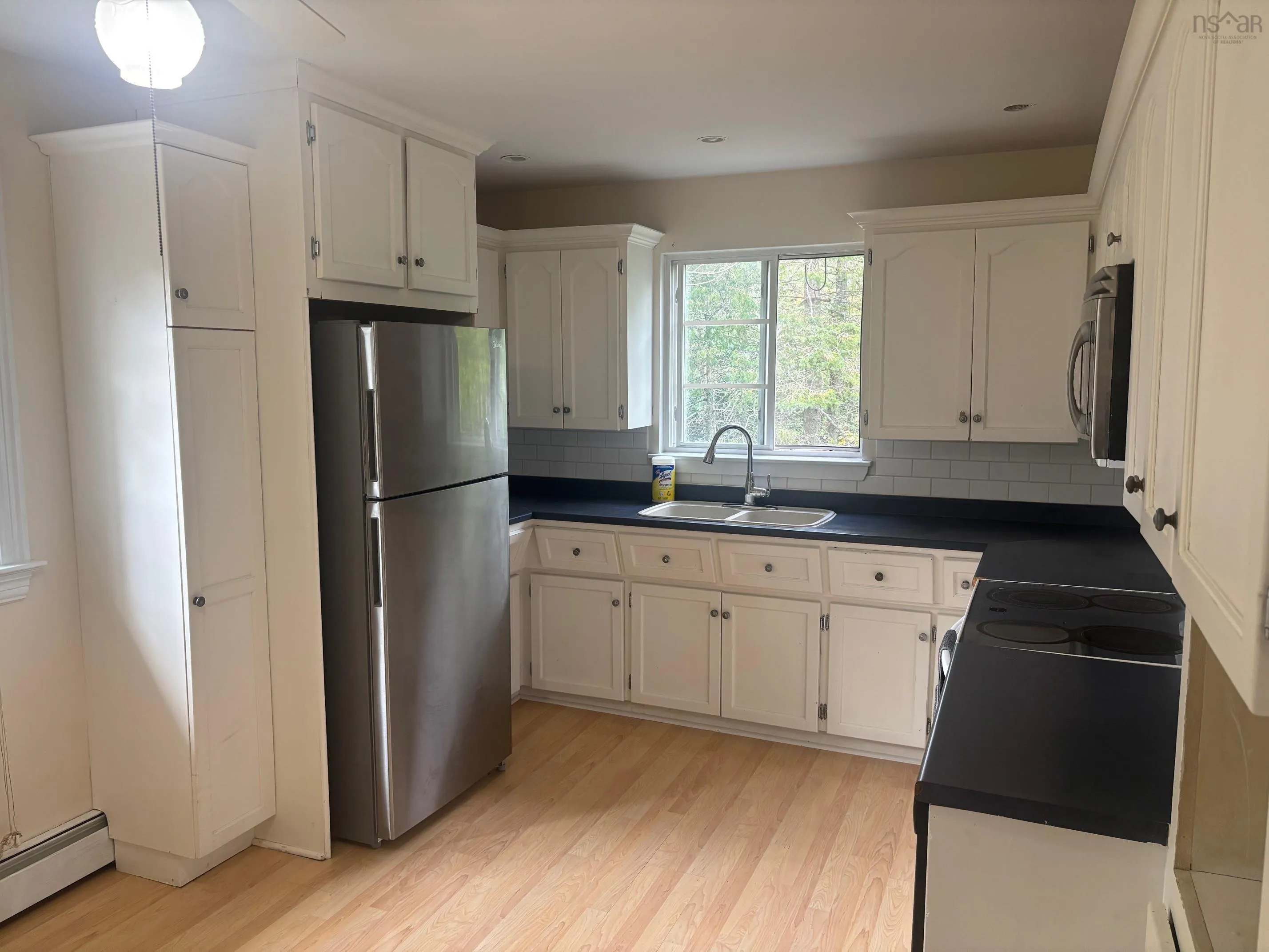 31 Beechwood Drive, Truro, NS B2N 1R3, 5 Bedrooms Bedrooms, ,2 BathroomsBathrooms,Residential,For Sale,Beechwood,202522533